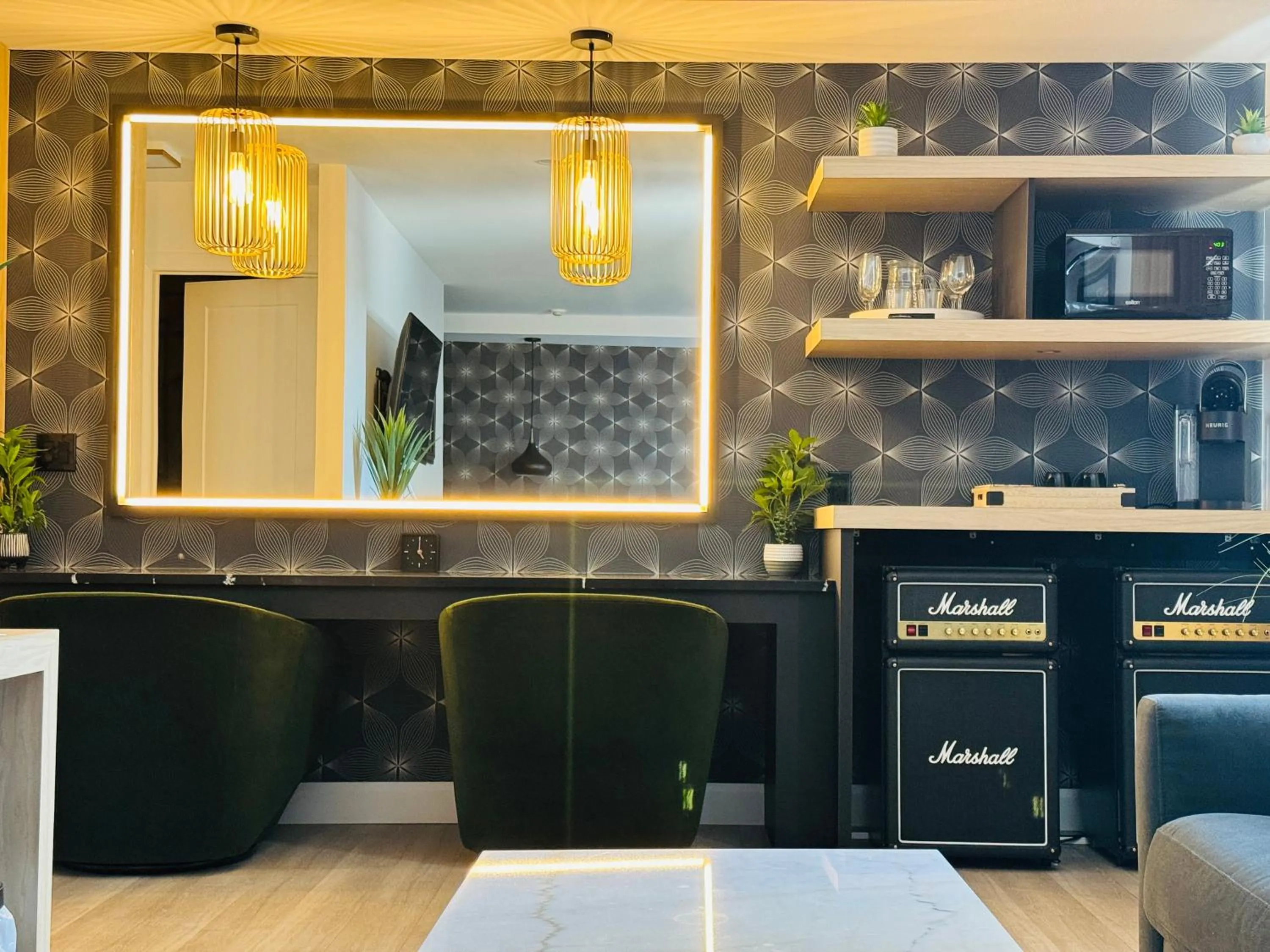 Superior Queen Room in La Porte de la Mauricie