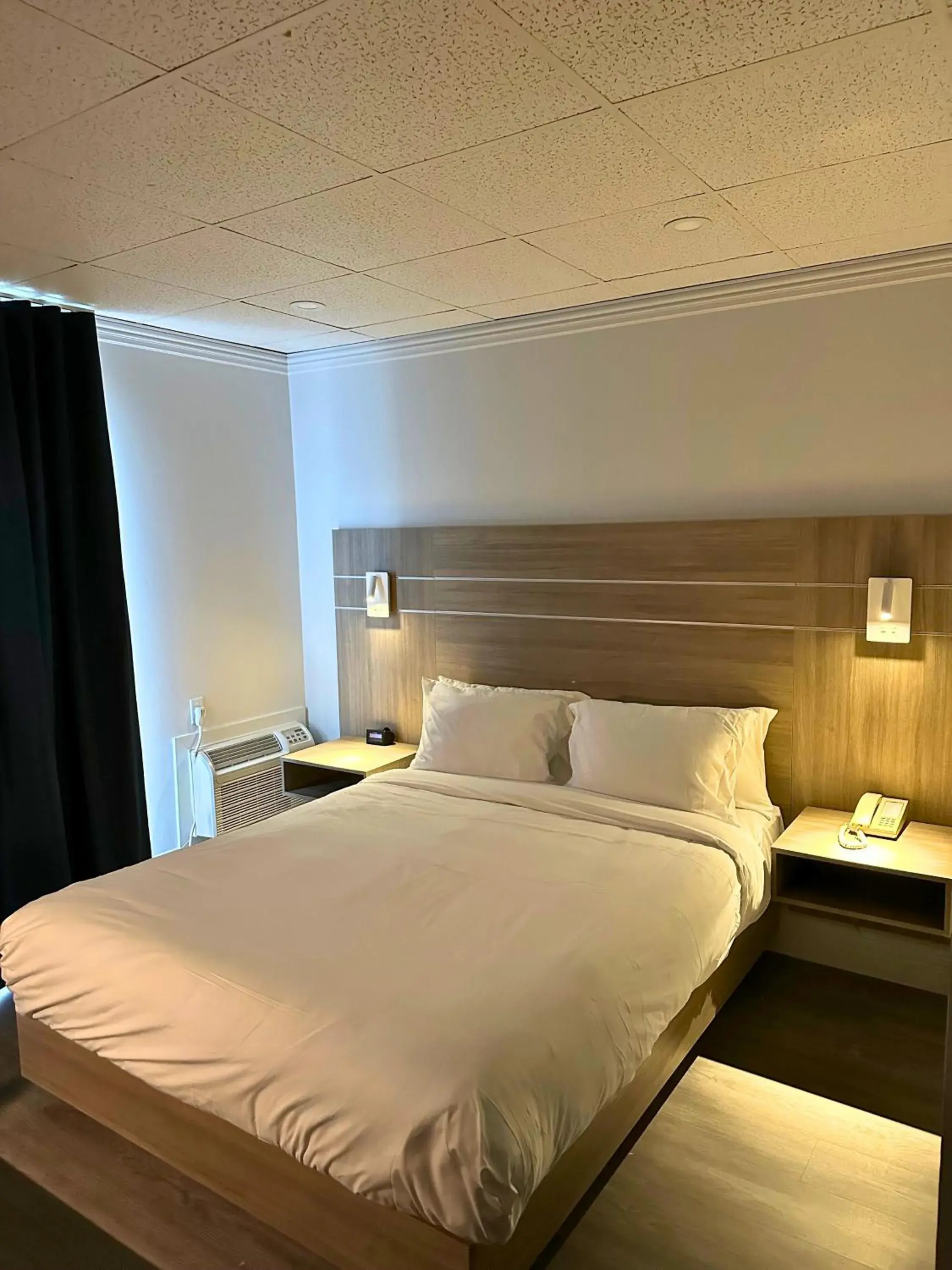 Standard Double Room - single occupancy in La Porte de la Mauricie Standard Double Room - single occupancy in La Porte de la Mauricie