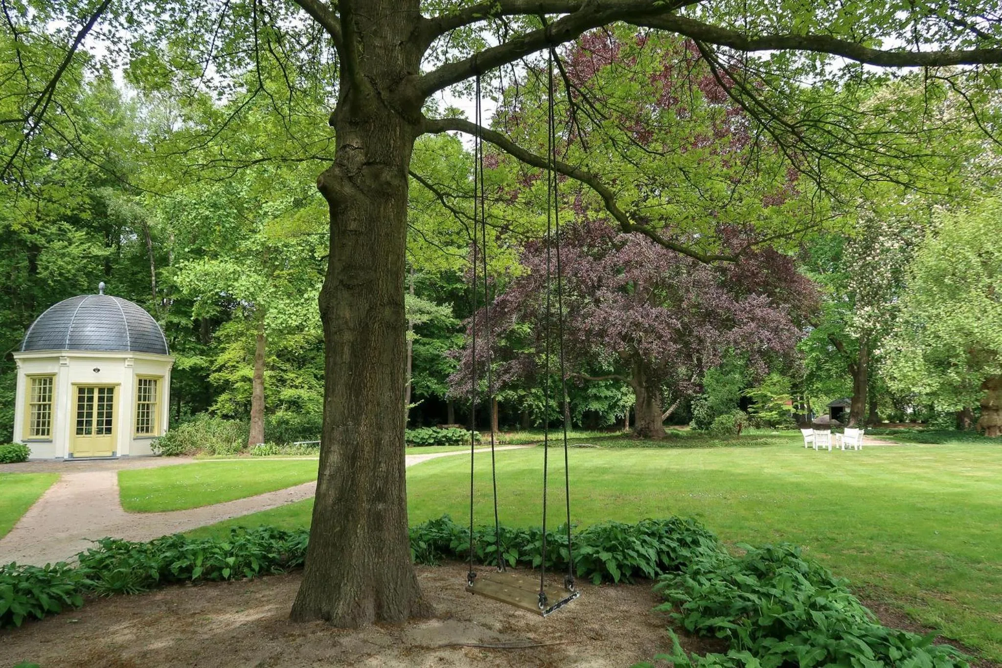 Garden in Kasteel De Vanenburg