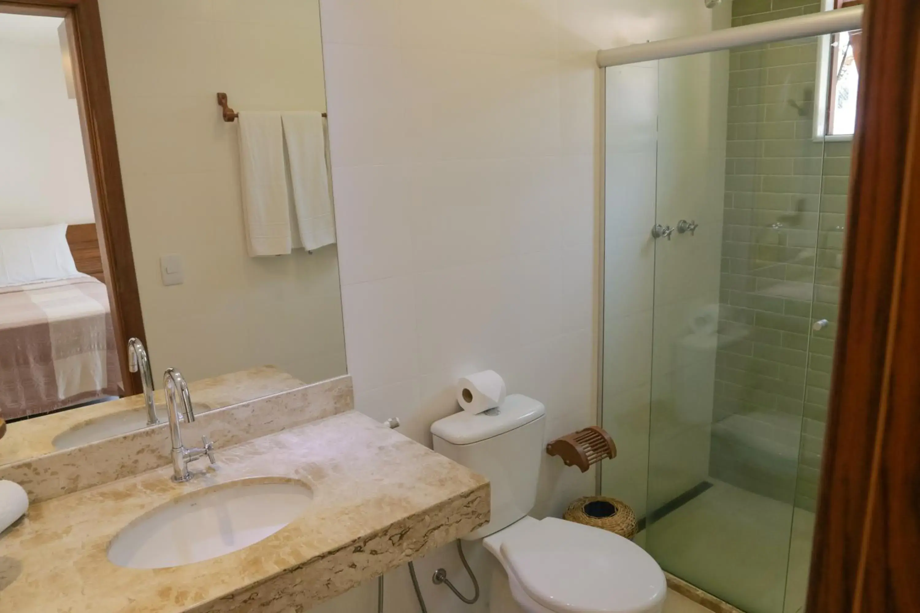 Bathroom in Cores do Arraial Residence Hotel Bathroom in Cores do Arraial Residence Hotel