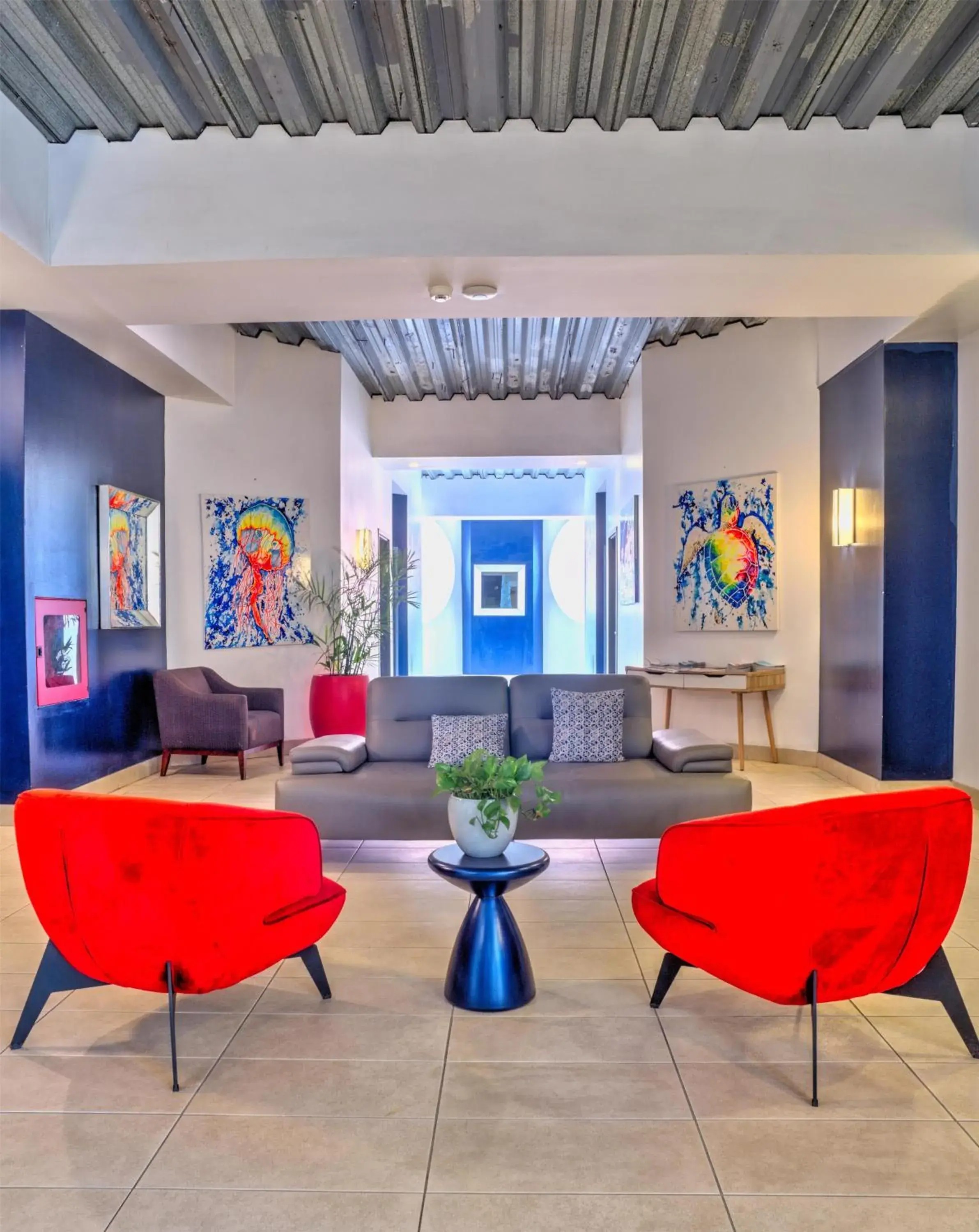 Lobby or reception in Commodore Suites, SureStay Collection by Best Western Lobby or reception in Commodore Suites, SureStay Collection by Best Western