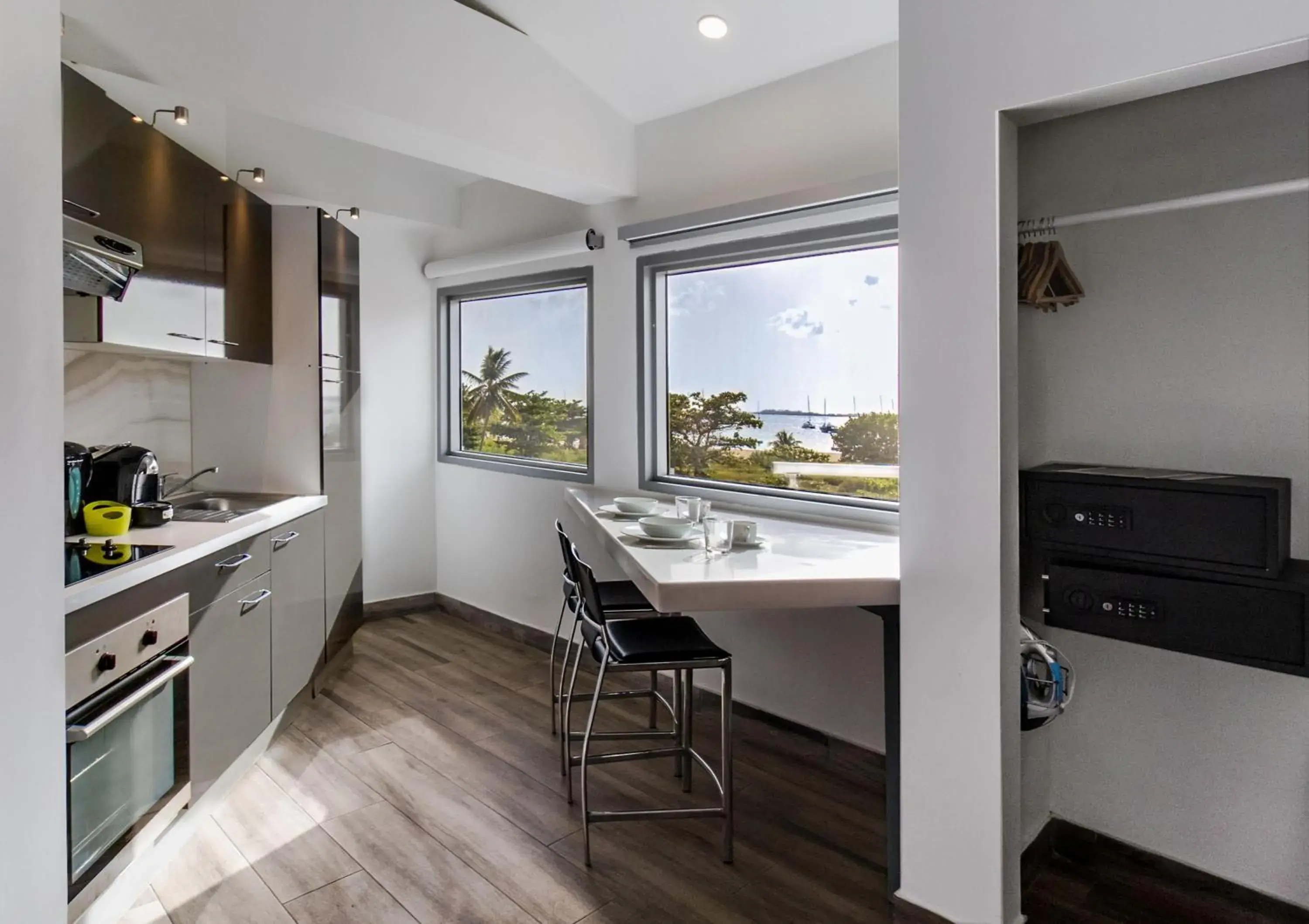 Bedroom in Commodore Suites, SureStay Collection by Best Western Bedroom in Commodore Suites, SureStay Collection by Best Western