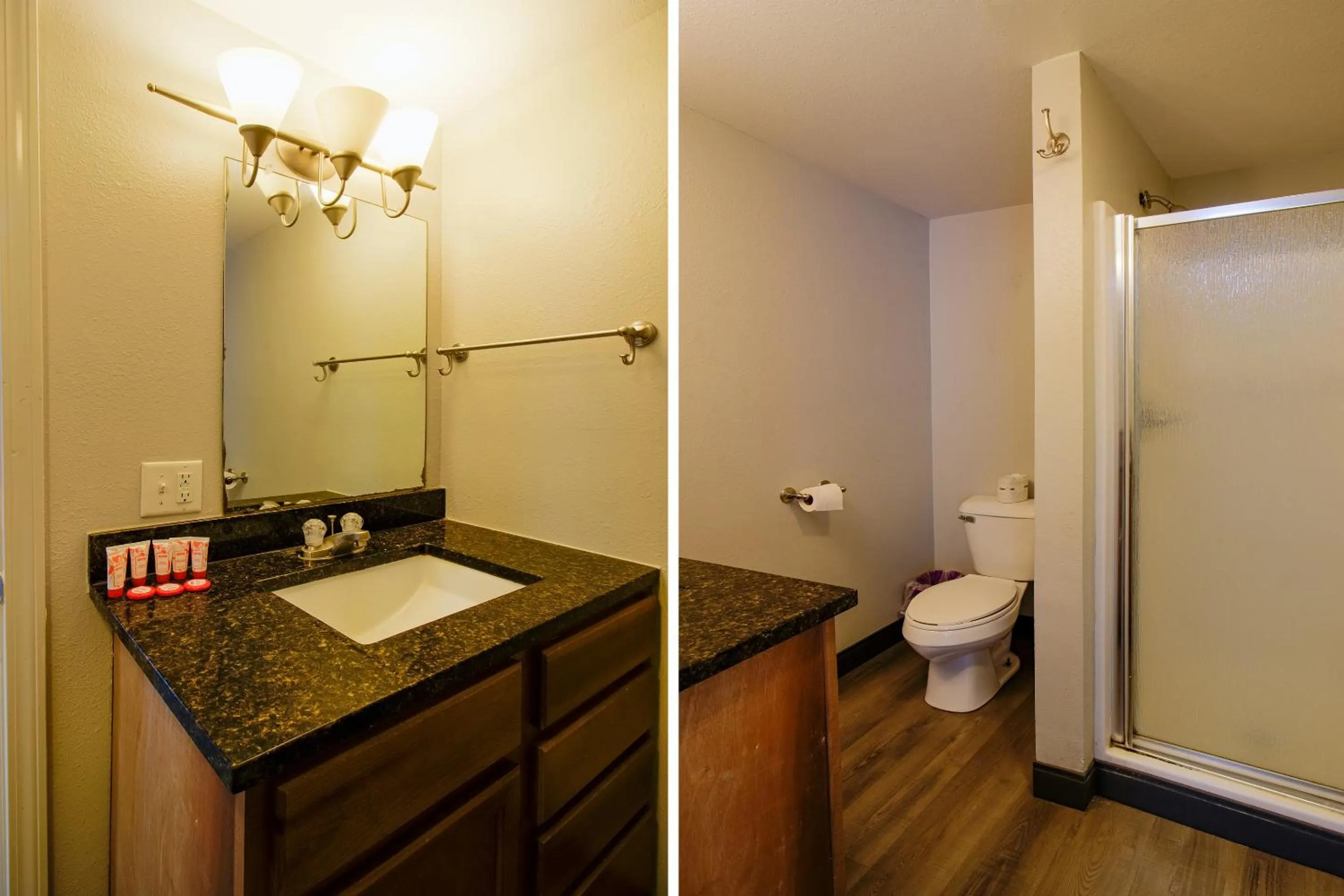 Bathroom in OYO Hotel Sulphur LA Hwy 90 West