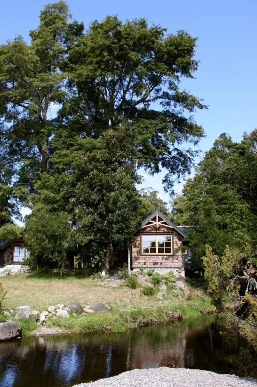 Property building in Cabañas Quebrada Verde