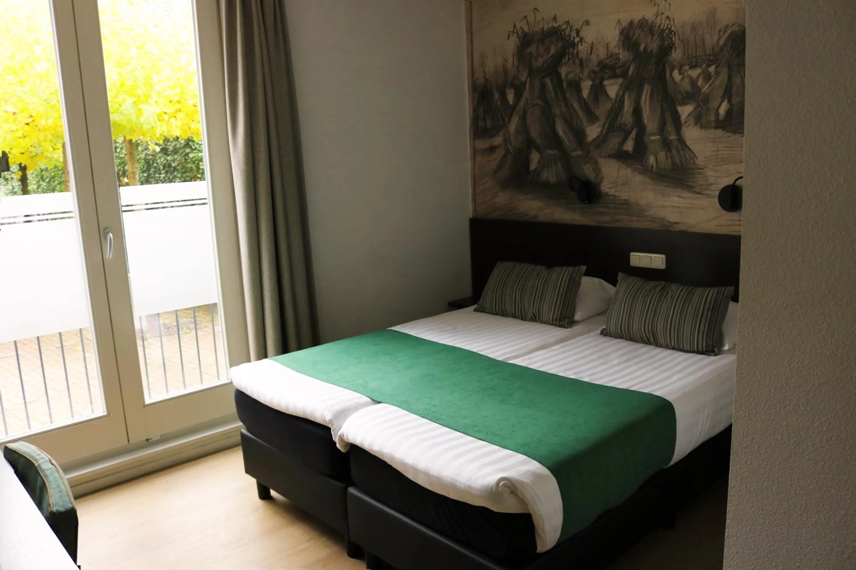 Bed in Parkhotel Auberge Vincent