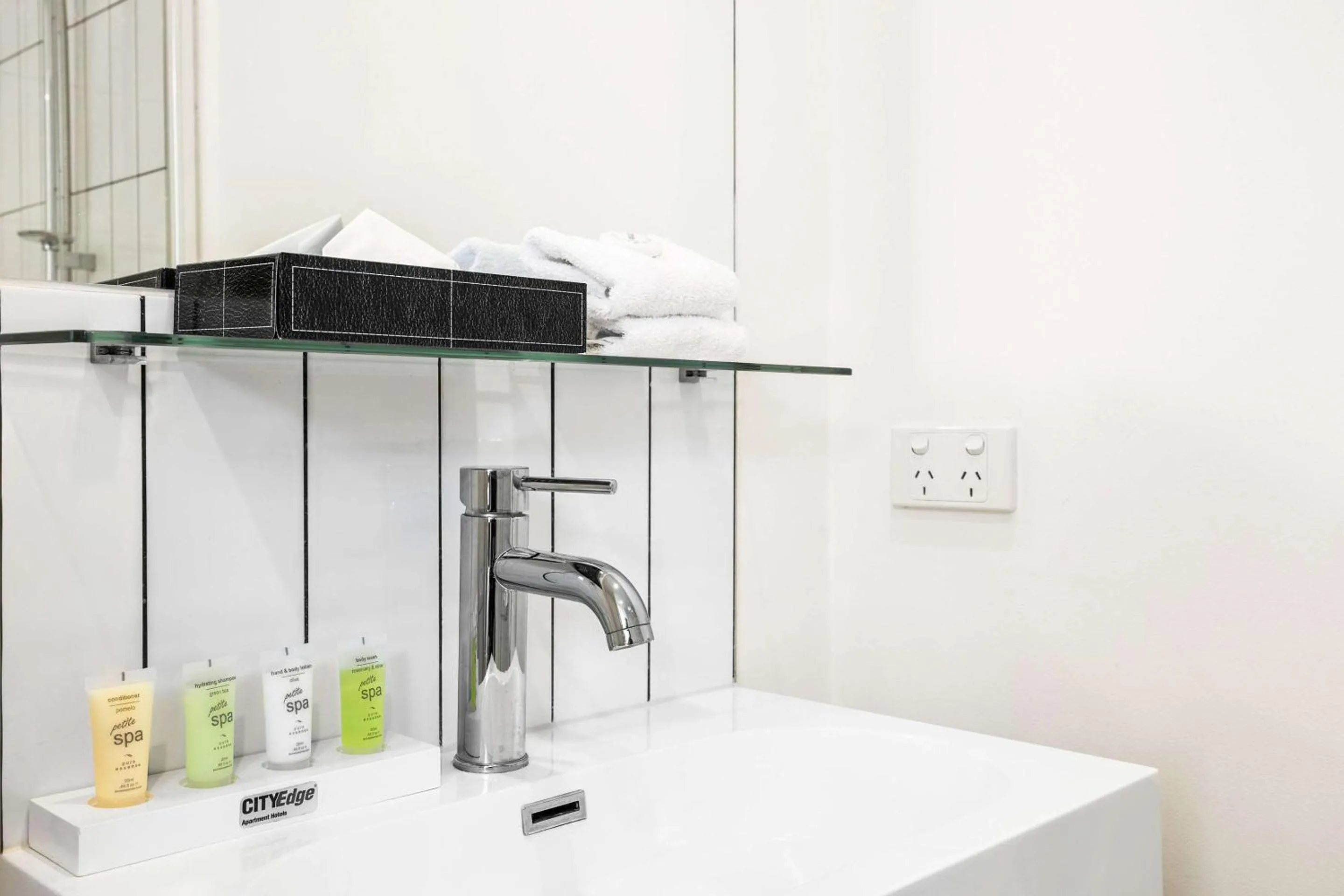 Bedroom in Comfort Apartments Box Hill