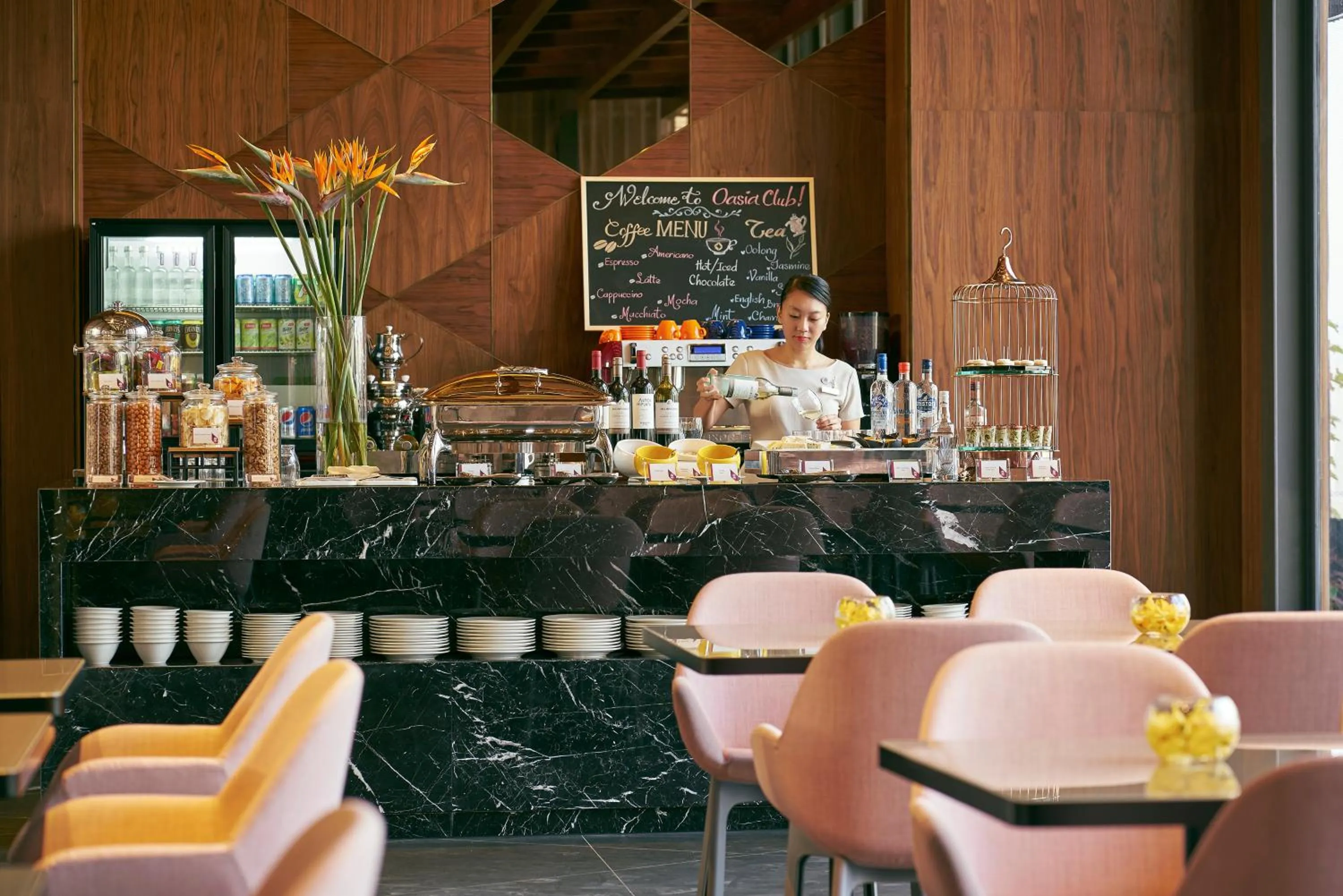 Lounge or bar in Oasia Hotel Downtown, Singapore by Far East Hospitality