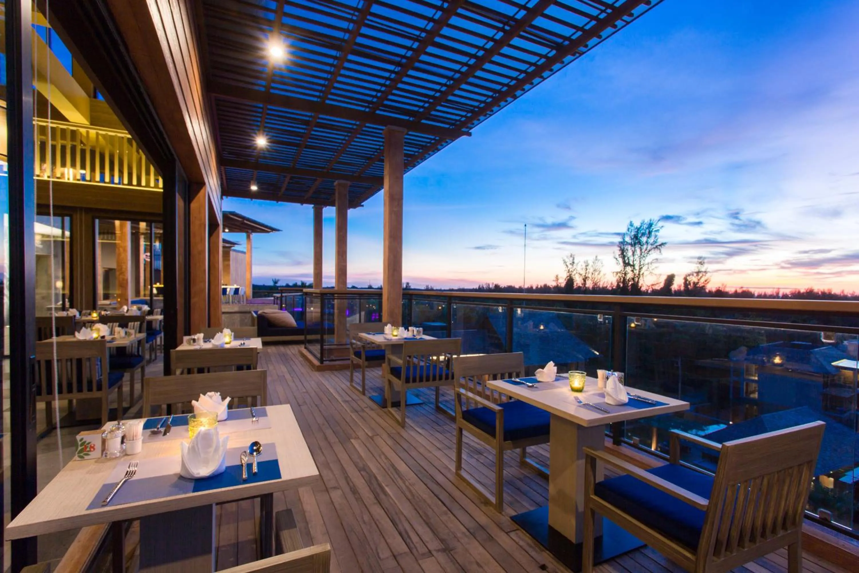 Buffet breakfast in Mai Holiday by Mai Khaolak - Adult Zone