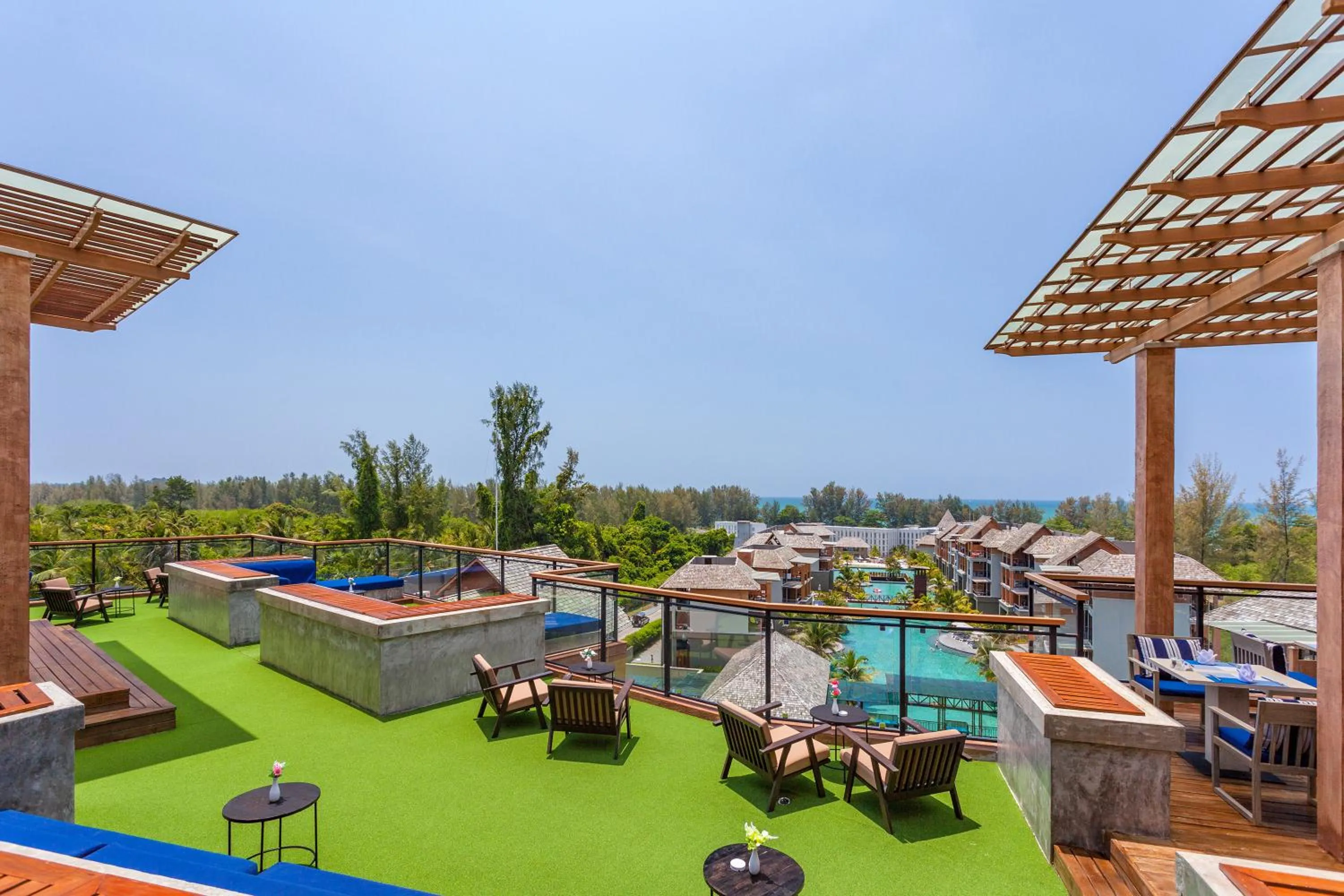 Restaurant/places to eat in Mai Holiday by Mai Khaolak - Adult Zone