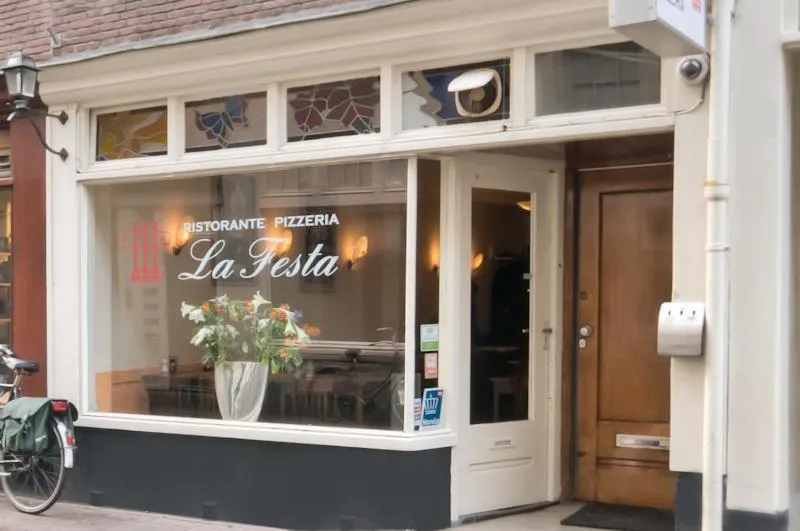 Facade/entrance in B&B La Festa