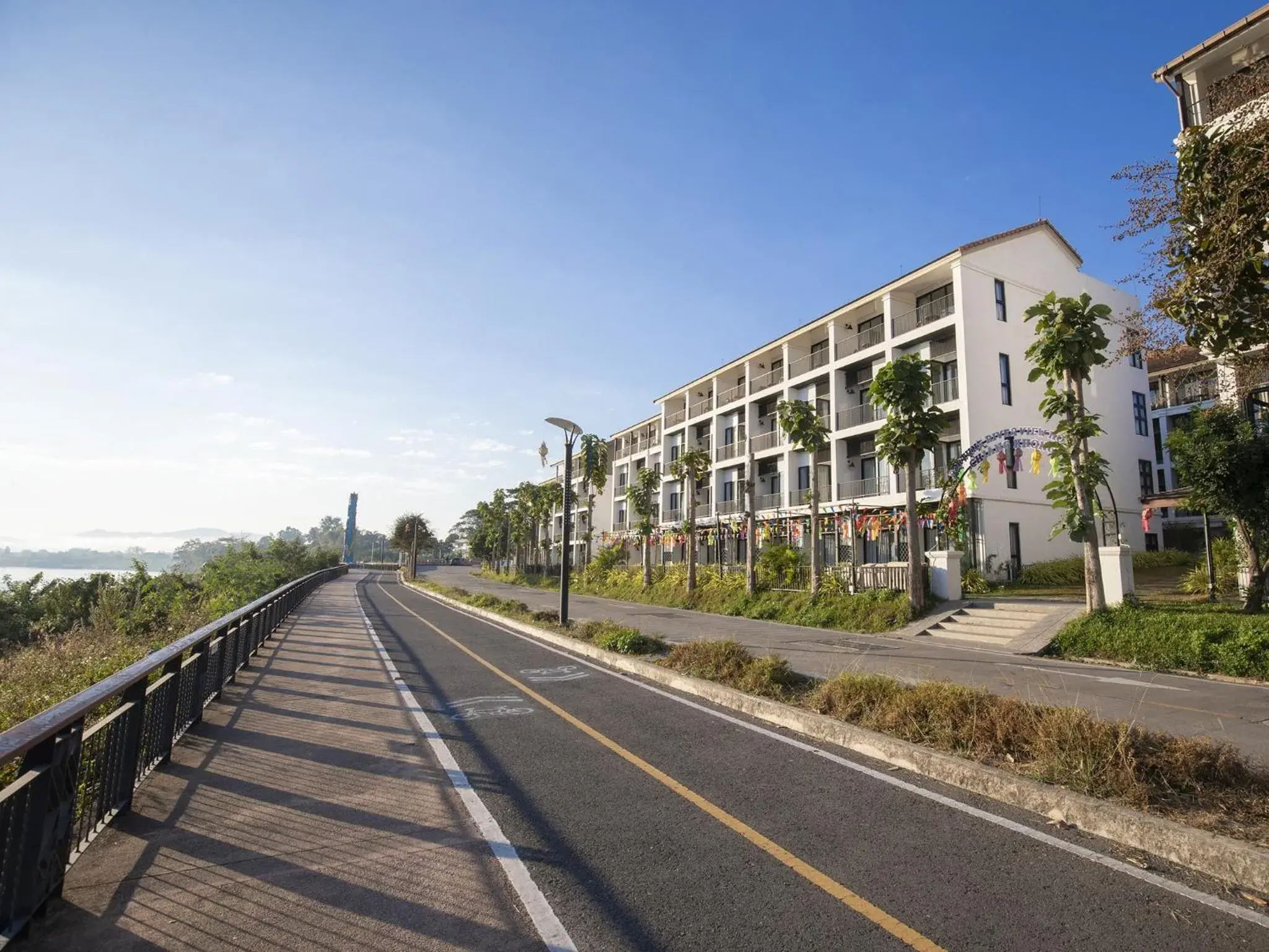 Property building in Fortune Riverview Hotel Chiang Khong Property building in Fortune Riverview Hotel Chiang Khong