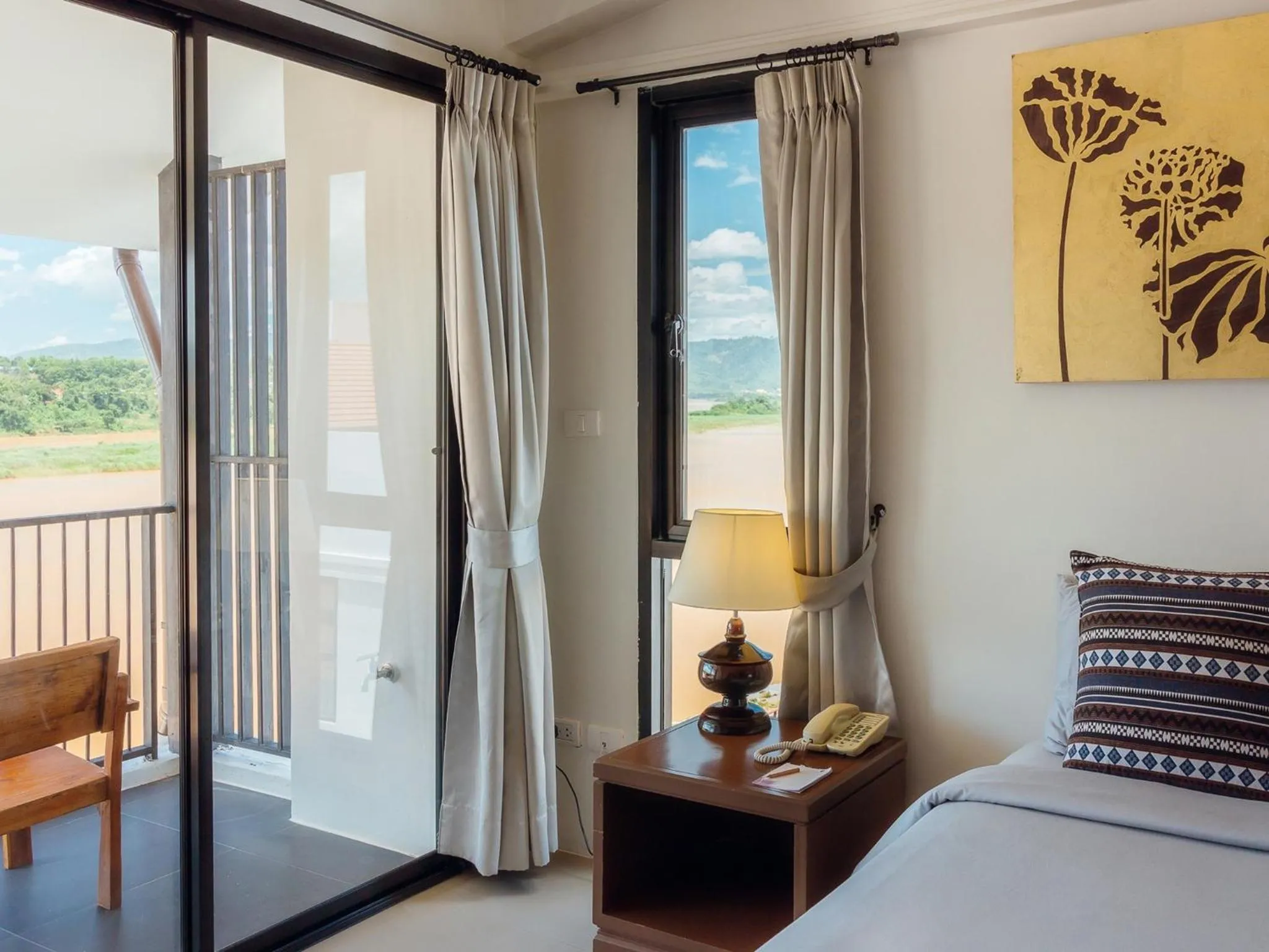 View (from property/room), Bed in Fortune Riverview Hotel Chiang Khong