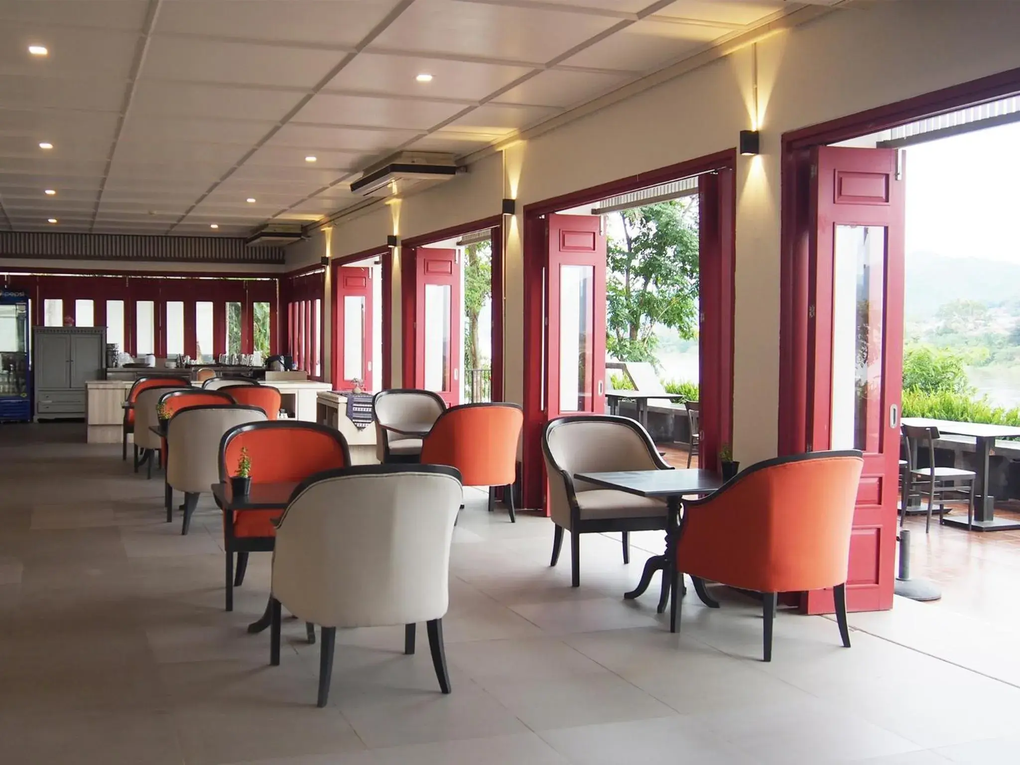 Restaurant/places to eat in Fortune Riverview Hotel Chiang Khong Restaurant/places to eat in Fortune Riverview Hotel Chiang Khong