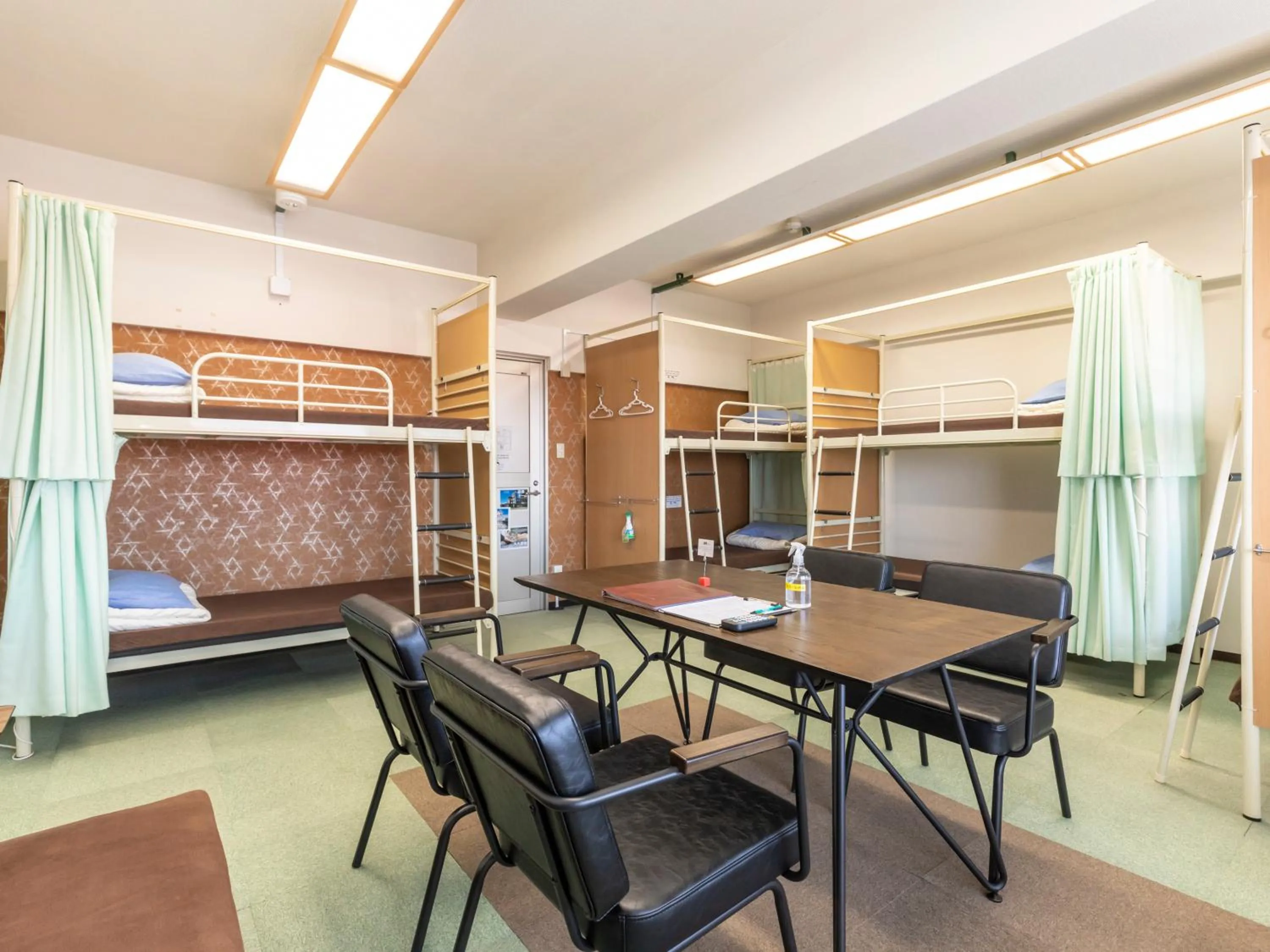 Bed in Omotenashi Hostel Miyajima