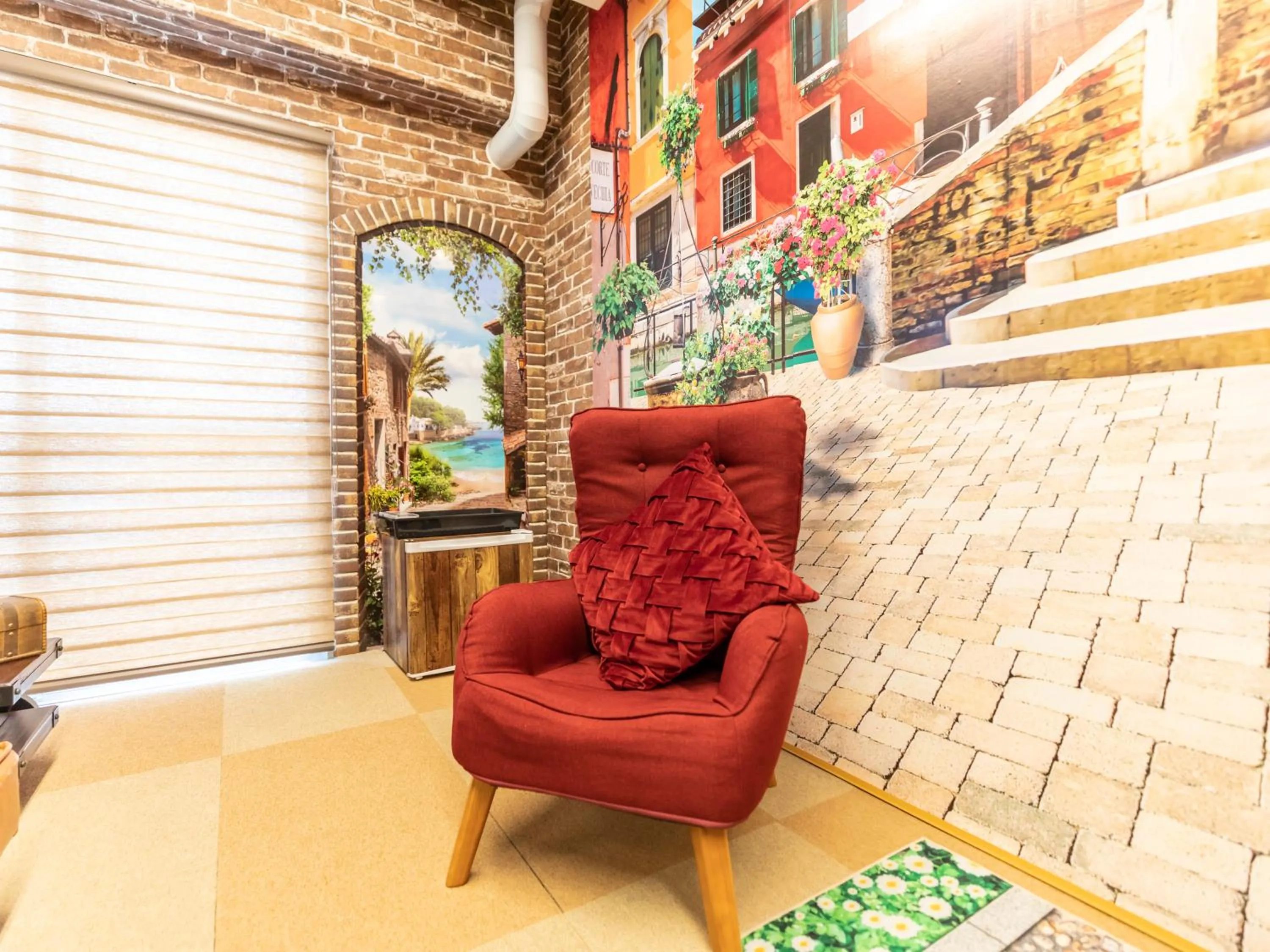 Decorative detail in Omotenashi Hostel Miyajima