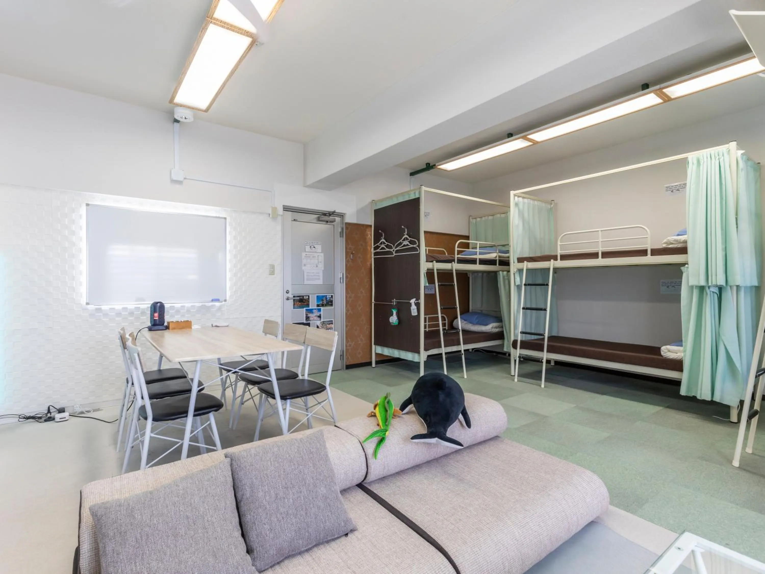 Seating area in Omotenashi Hostel Miyajima