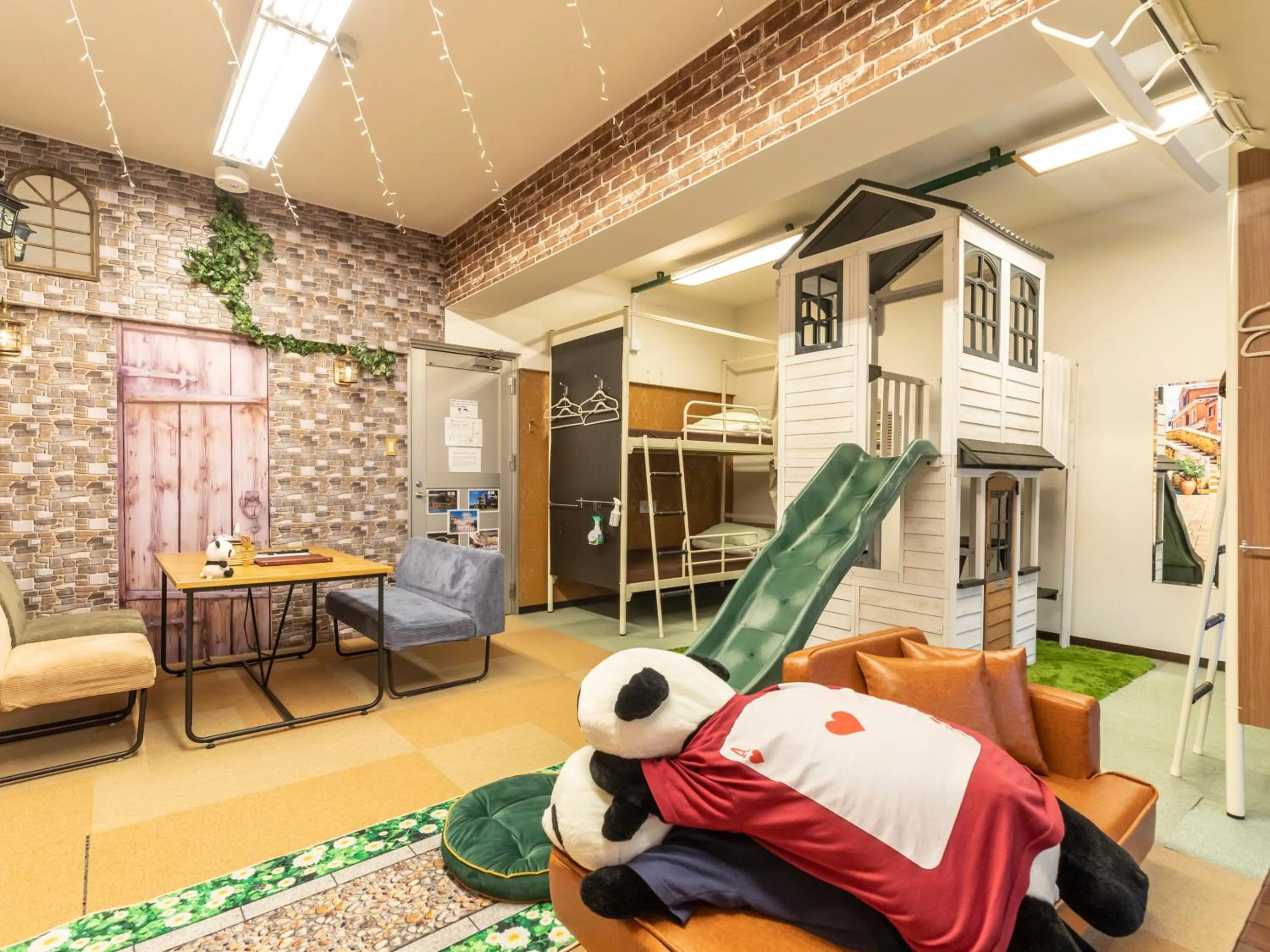 Decorative detail in Omotenashi Hostel Miyajima