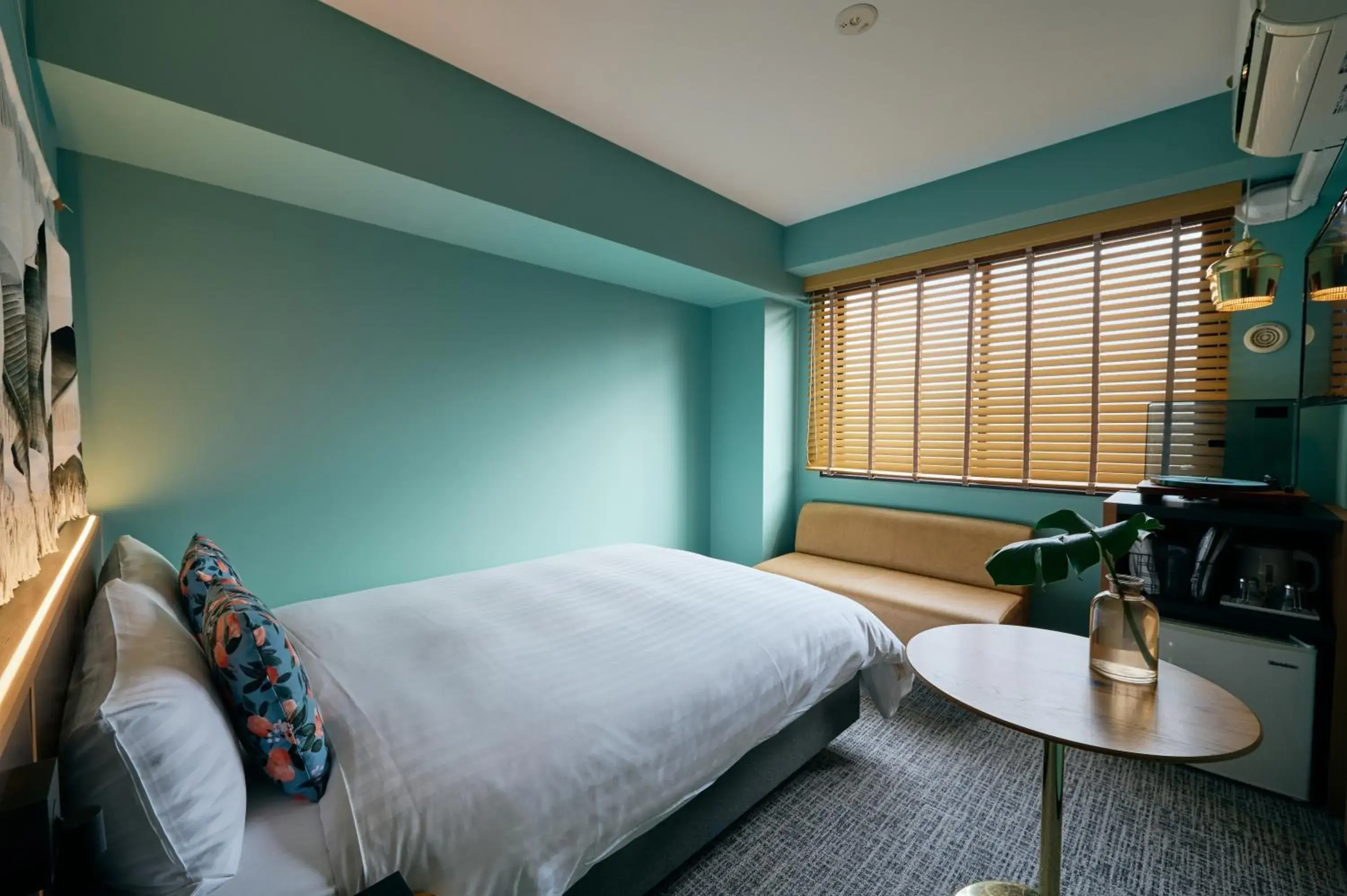 Photo of the whole room, Bed in Hotel She, Kyoto Photo of the whole room, Bed in Hotel She, Kyoto