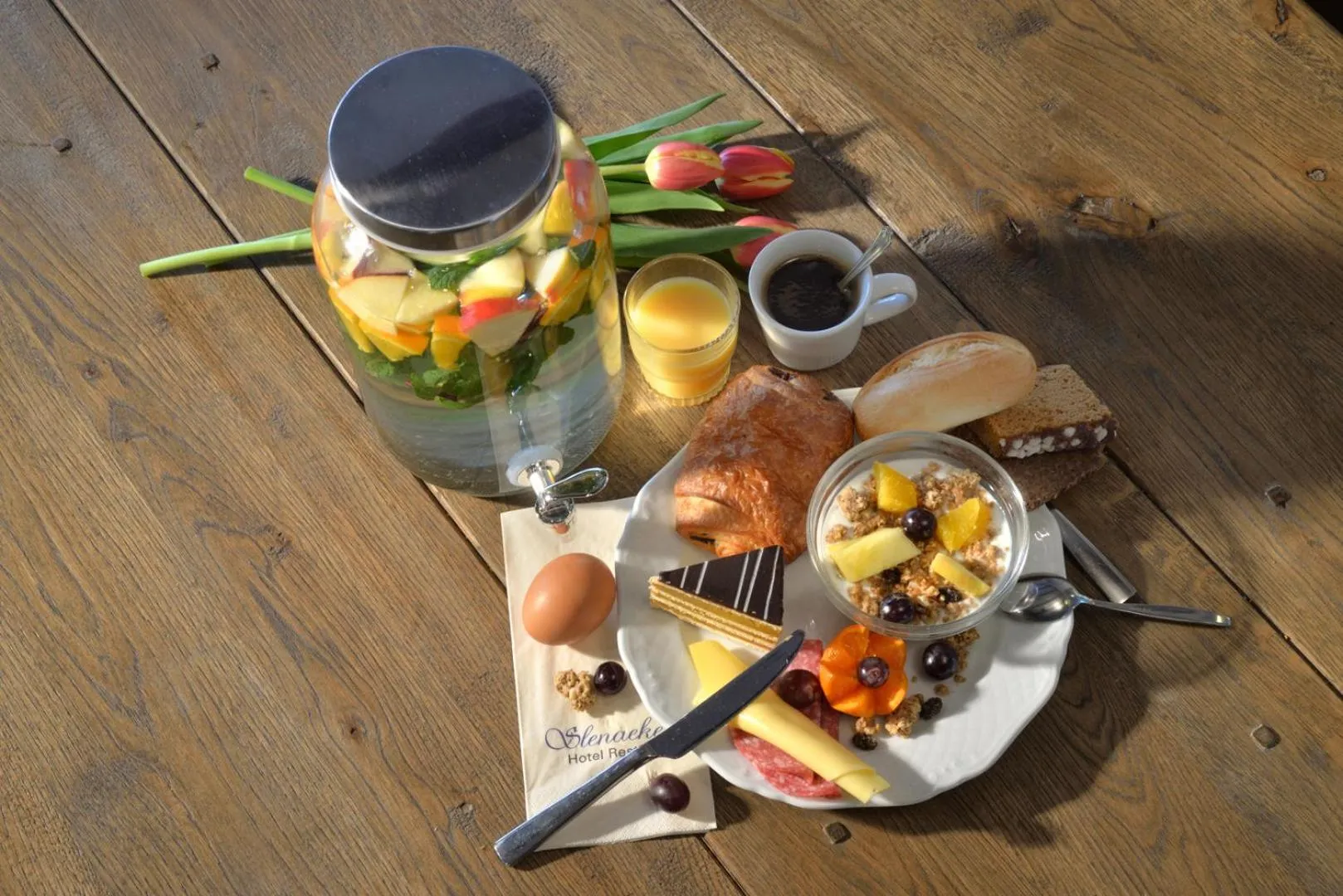 Continental breakfast in Hotel Residentie Slenaeken