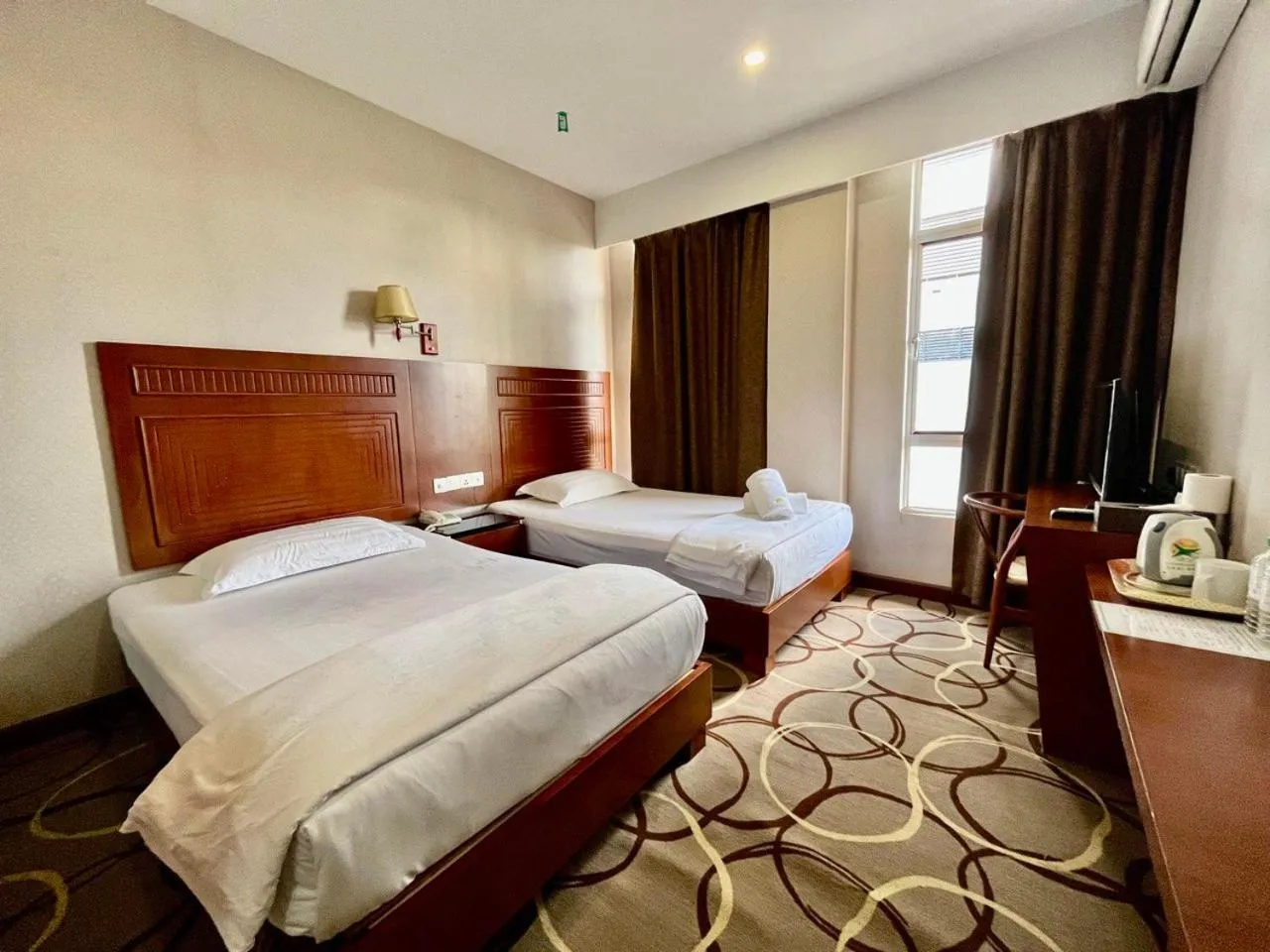 Bedroom, Bed in Fan Holiday Hotel