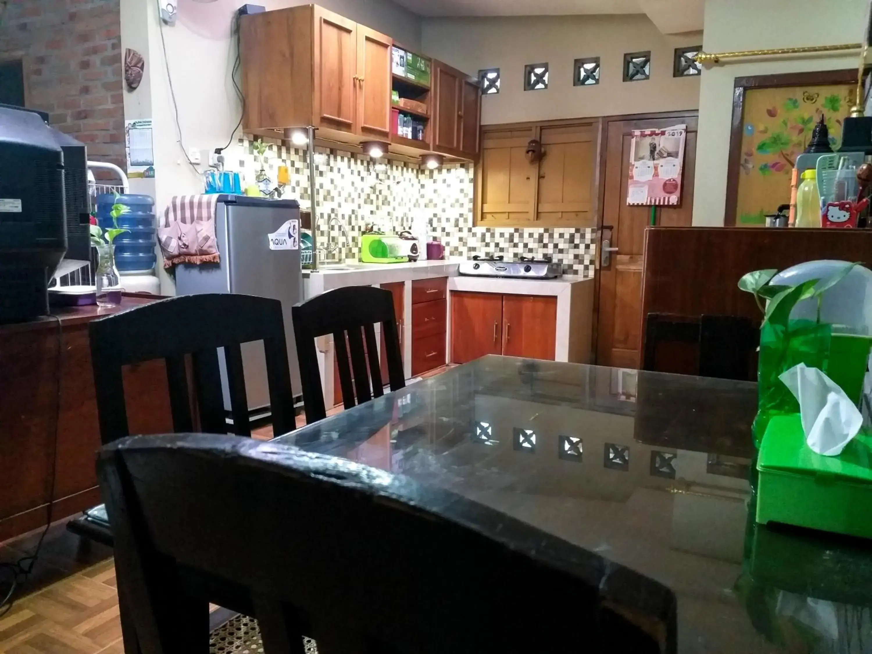 Property building in Ngampilan Backpacker Hostel Property building in Ngampilan Backpacker Hostel