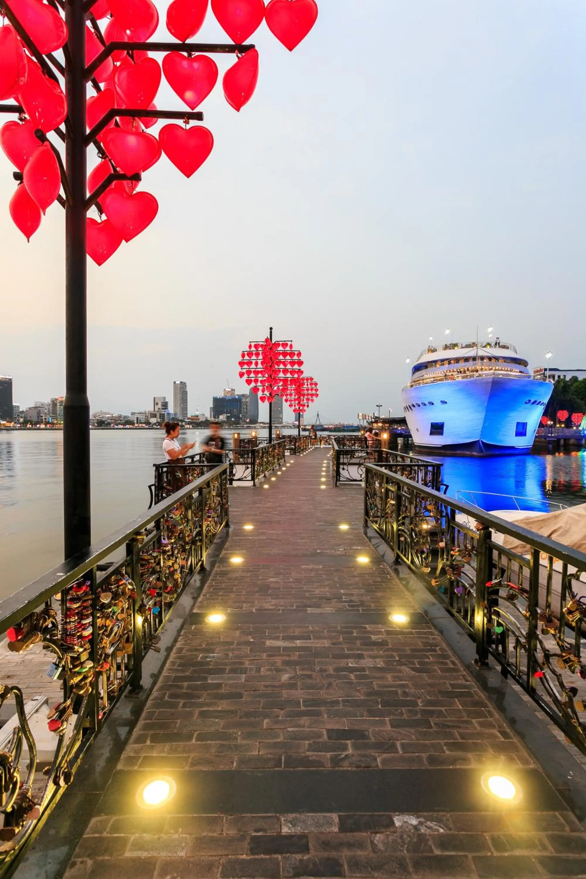 Nearby landmark in Centre Hotel