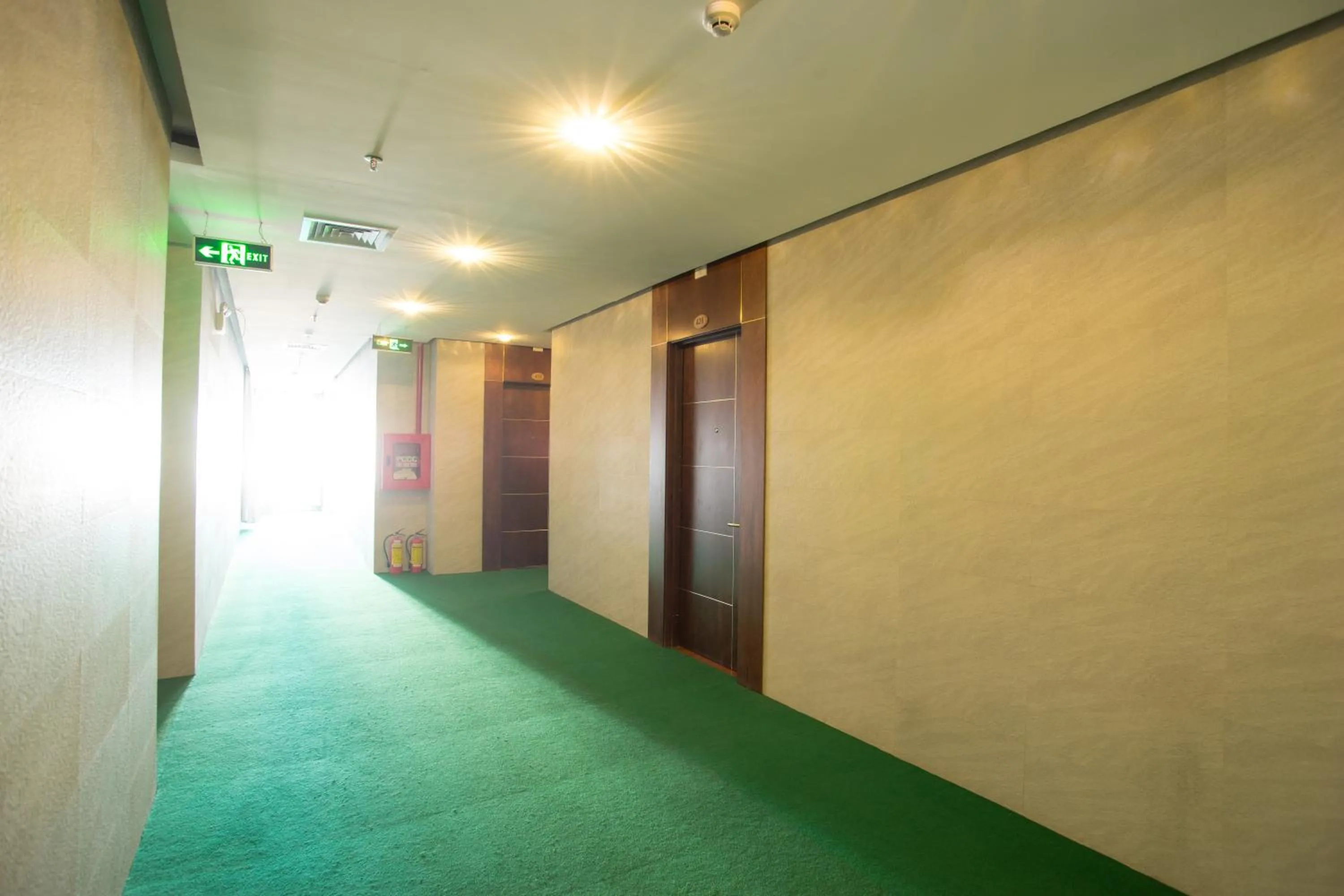 Area and facilities in Centre Hotel