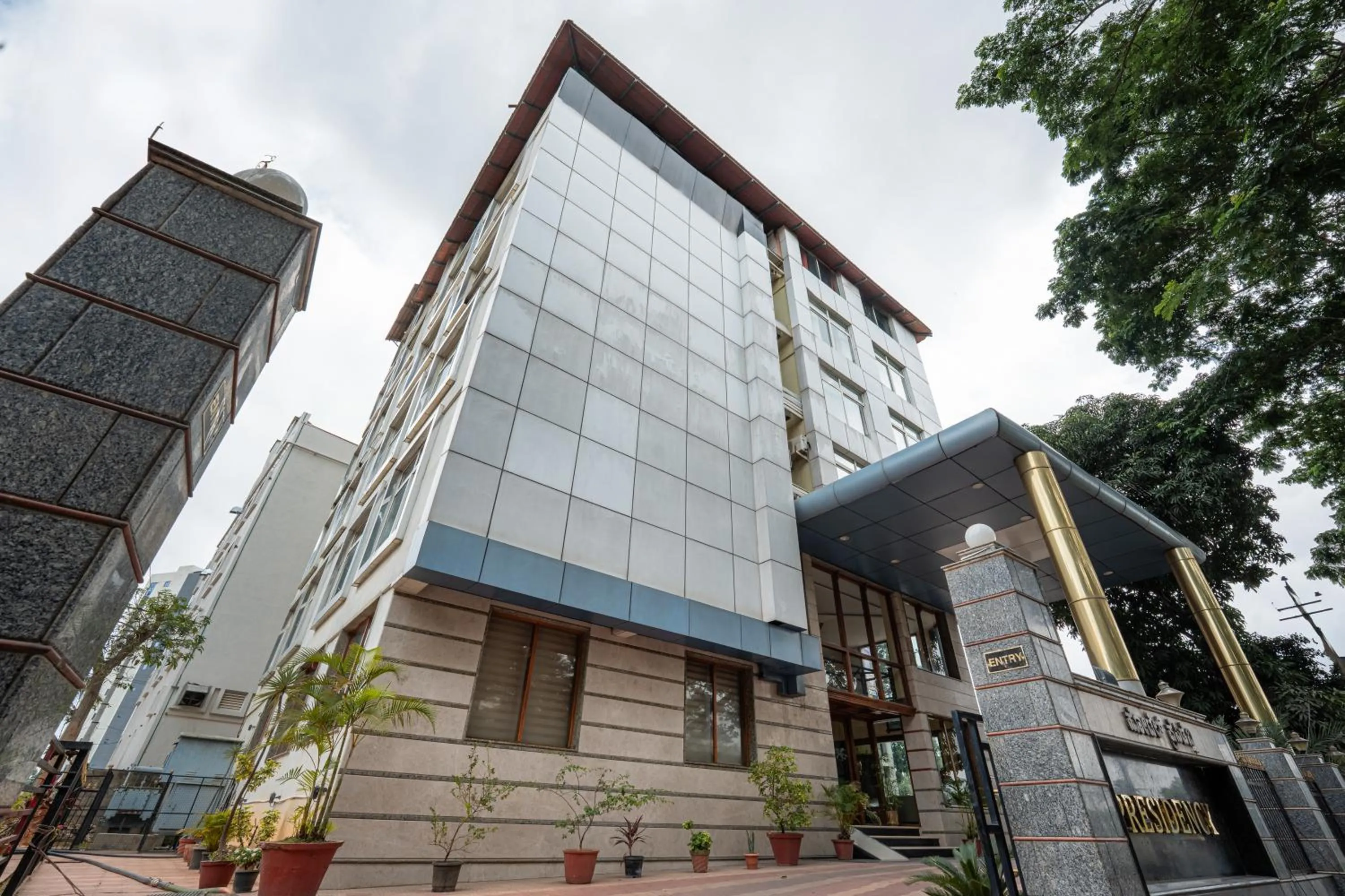 Property building in Hotel Presidency Kempegowda International Airport Bangalore