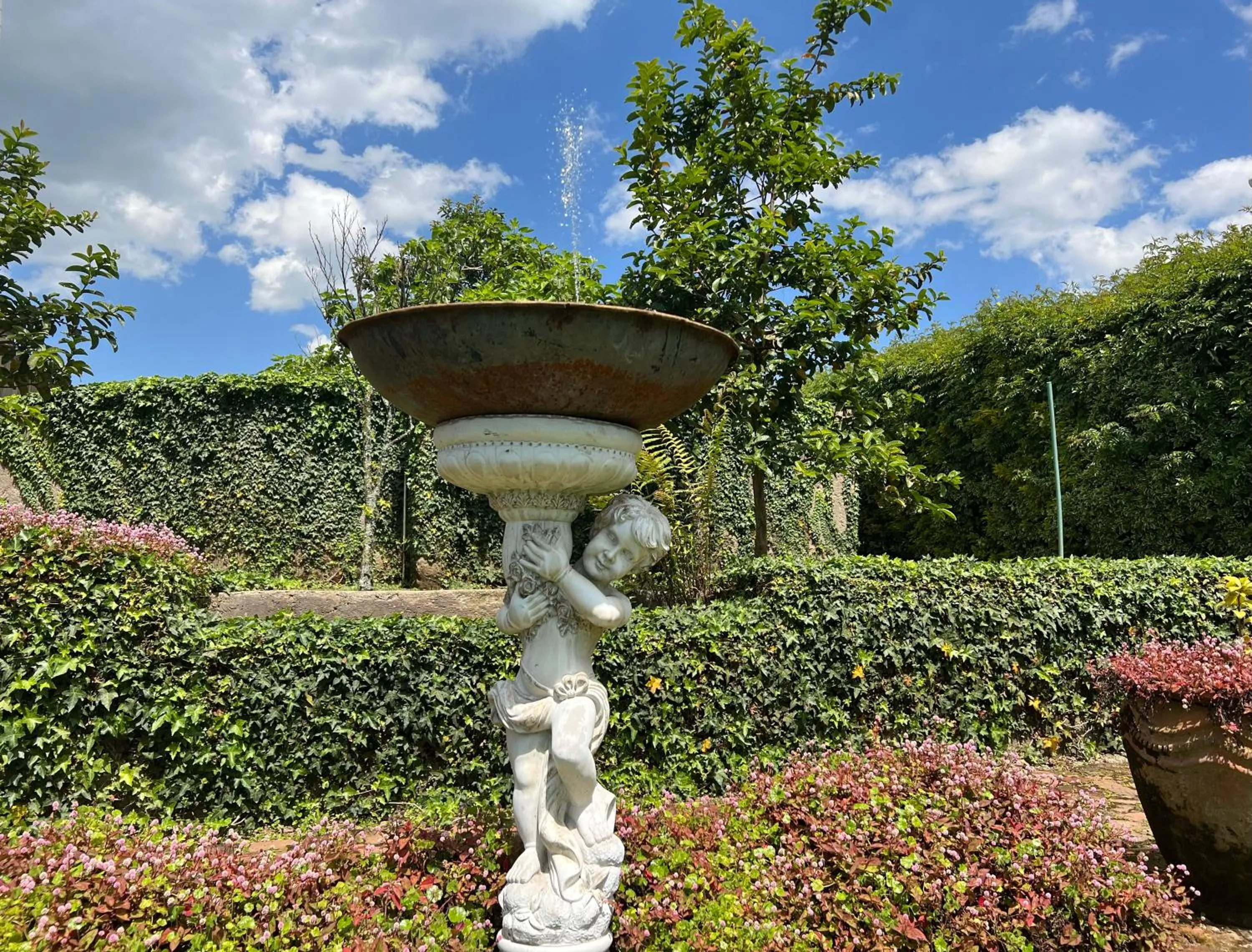 Garden view in La Locanda