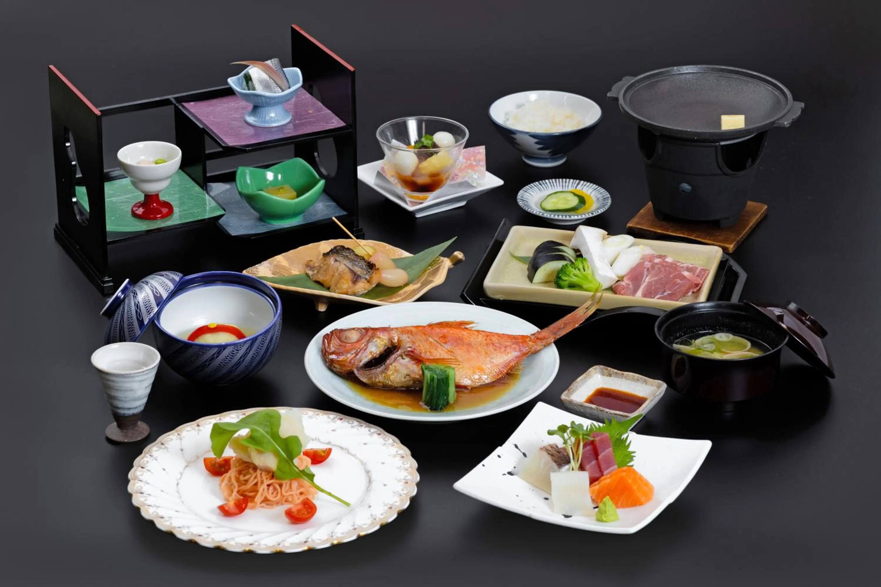 Food and drinks in Hotel Sunmi Club