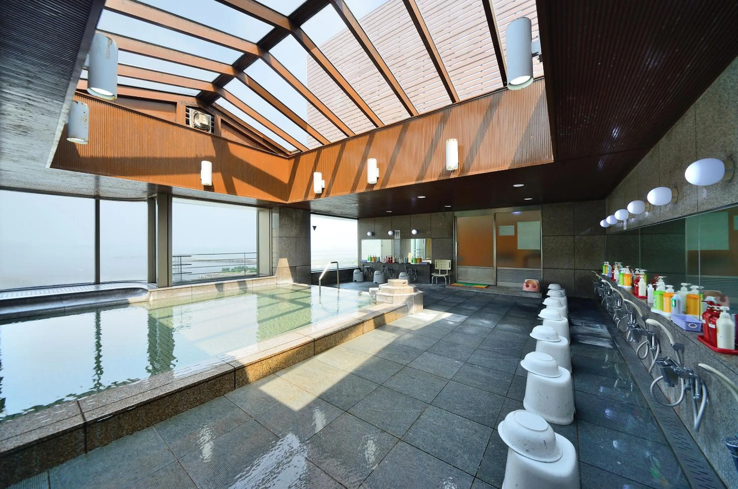 Public Bath in Hotel Sunmi Club