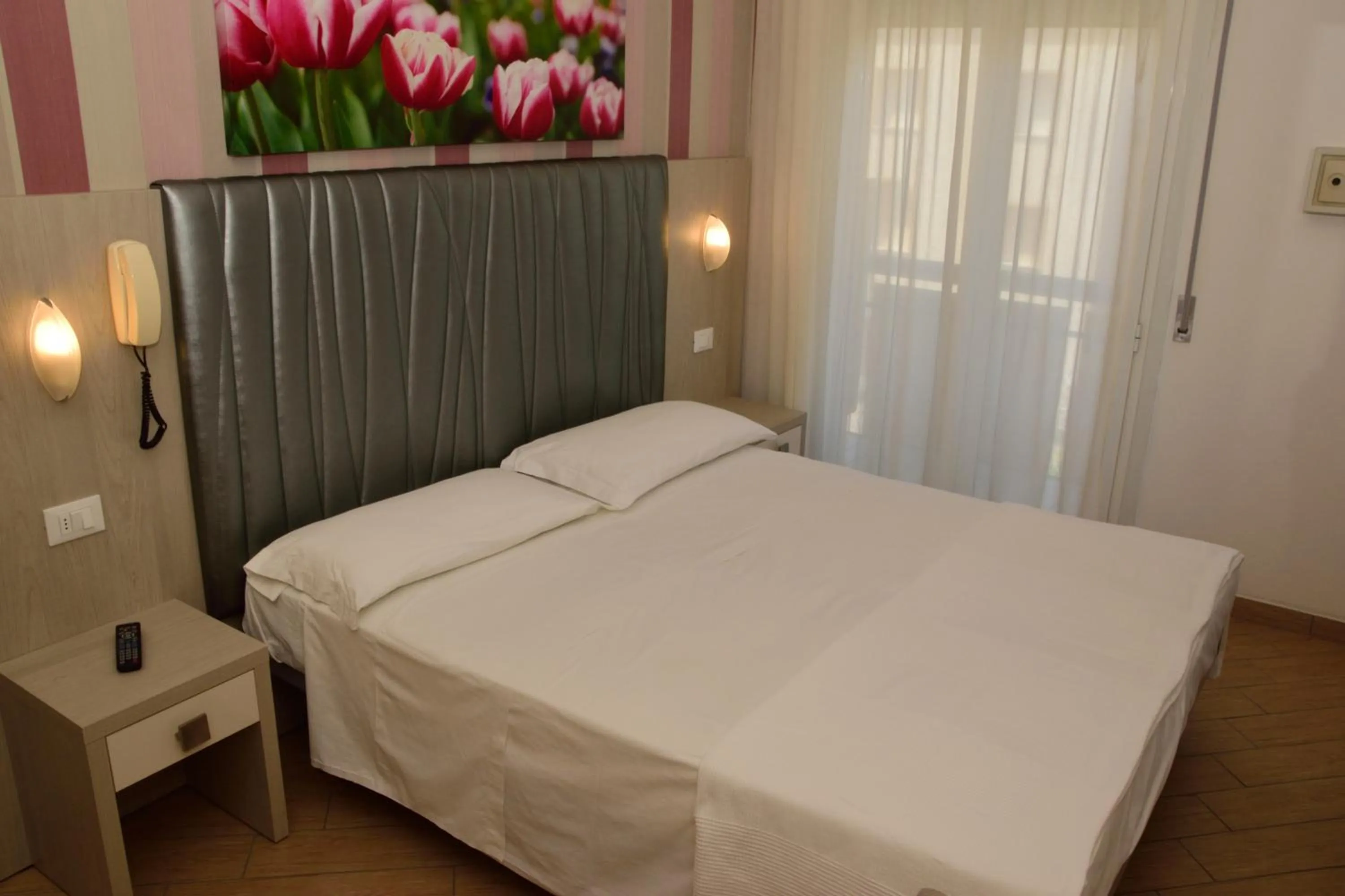 Bedroom, Bed in Hotel La Capinera