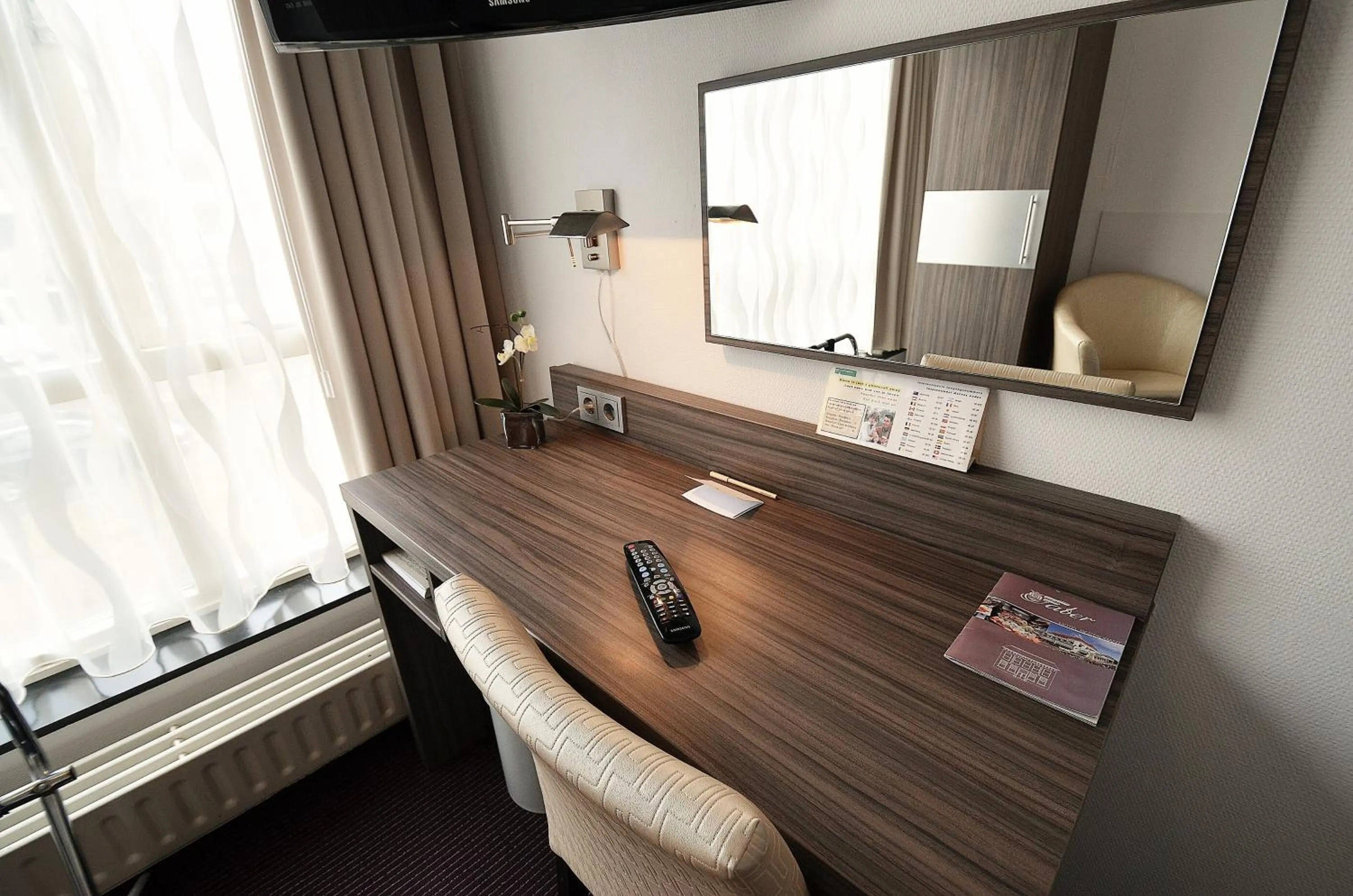 TV and multimedia in Hotel Faber