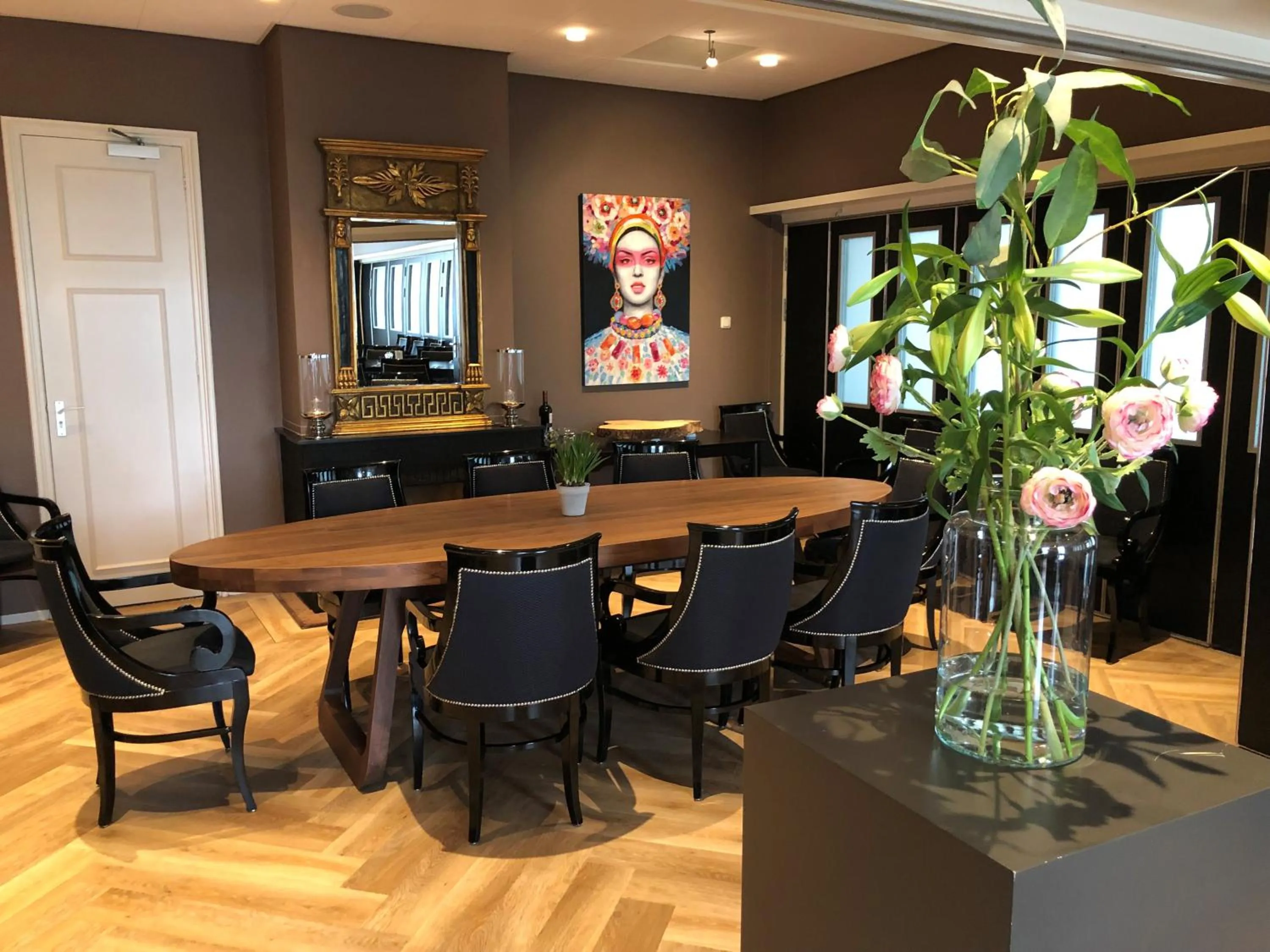 Restaurant/places to eat in Hotel Faber