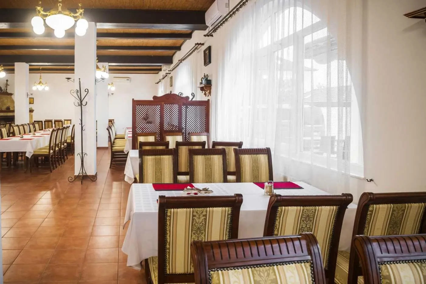 Restaurant/places to eat in Kemence Csárda és Szálloda