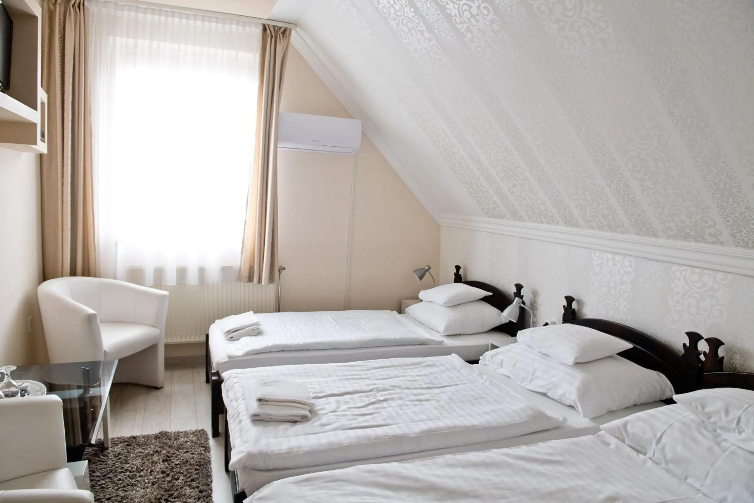 Kemence Csárda és Szálloda