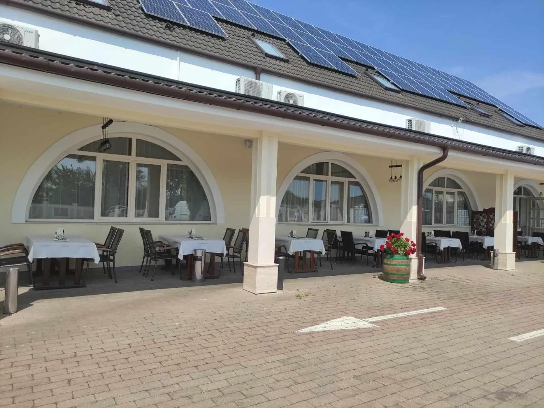 Property building in Kemence Csárda és Szálloda