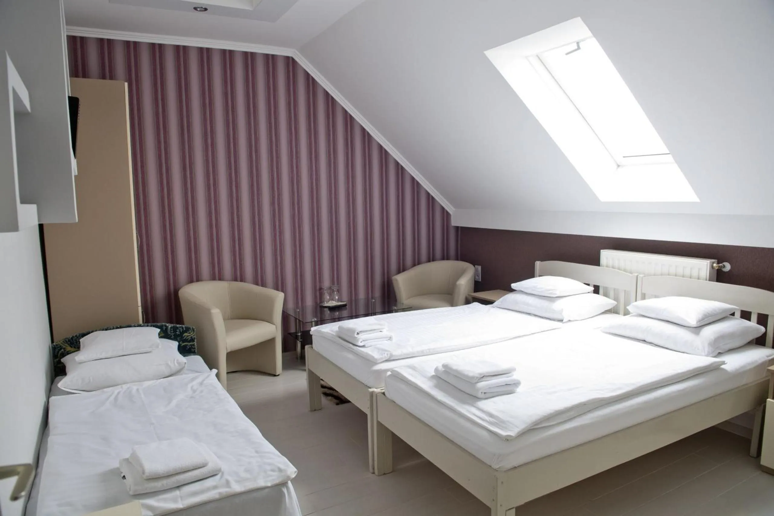 Kemence Csárda és Szálloda