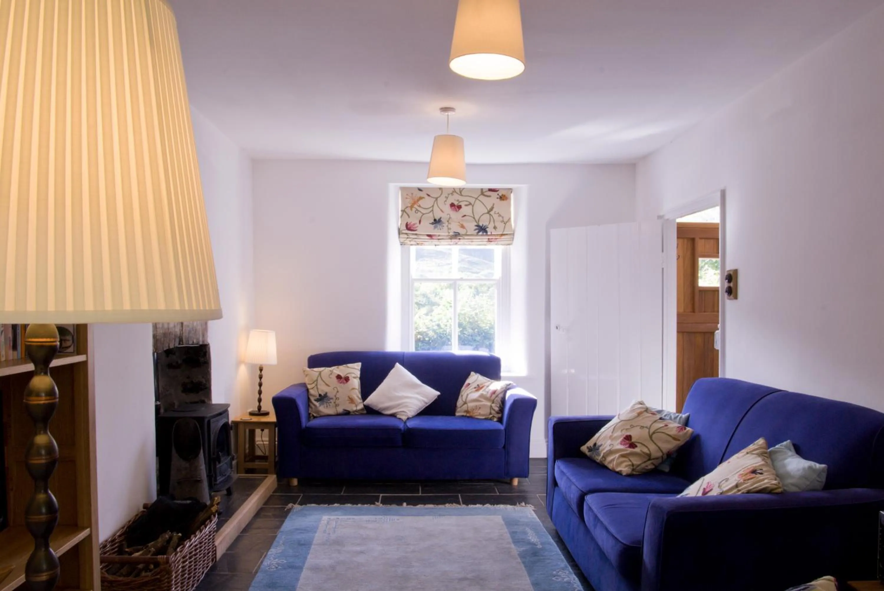 Living room in Bronfelin & Troed-y-Rhiw Holiday Cottage