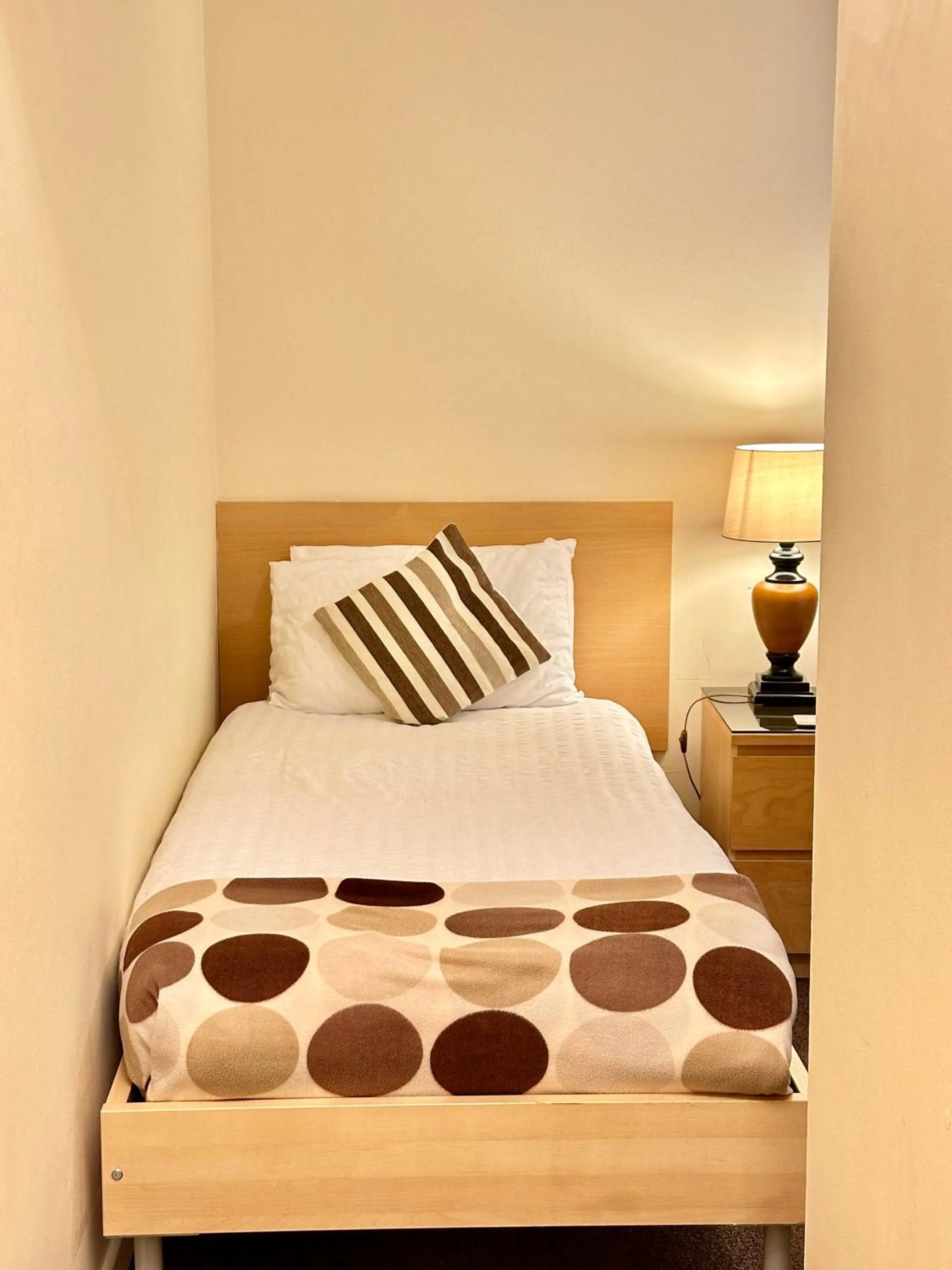 Bed in The Elbow Room