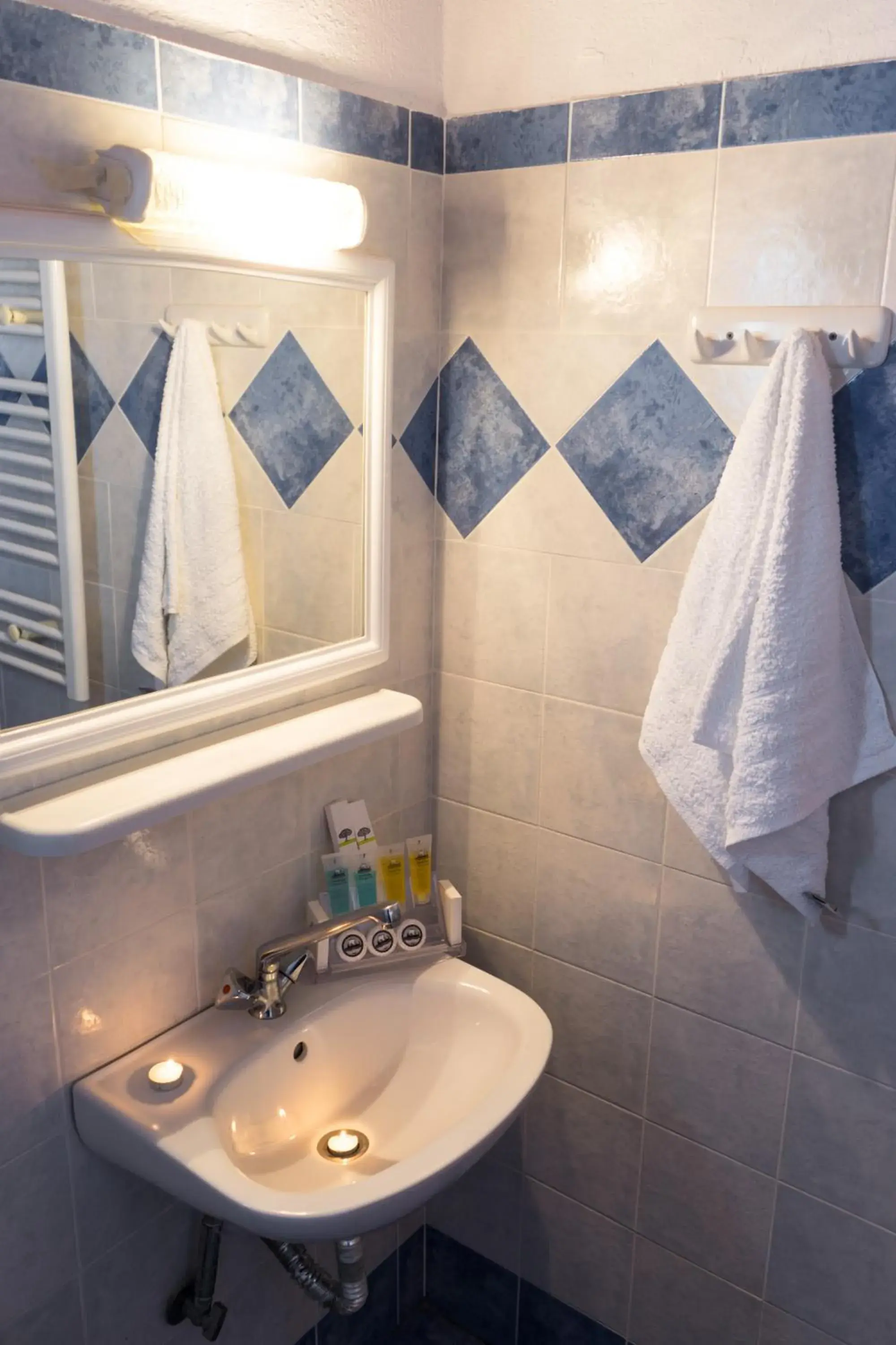 Classic Twin Room in Act Art Skiathos Classic Twin Room in Act Art Skiathos