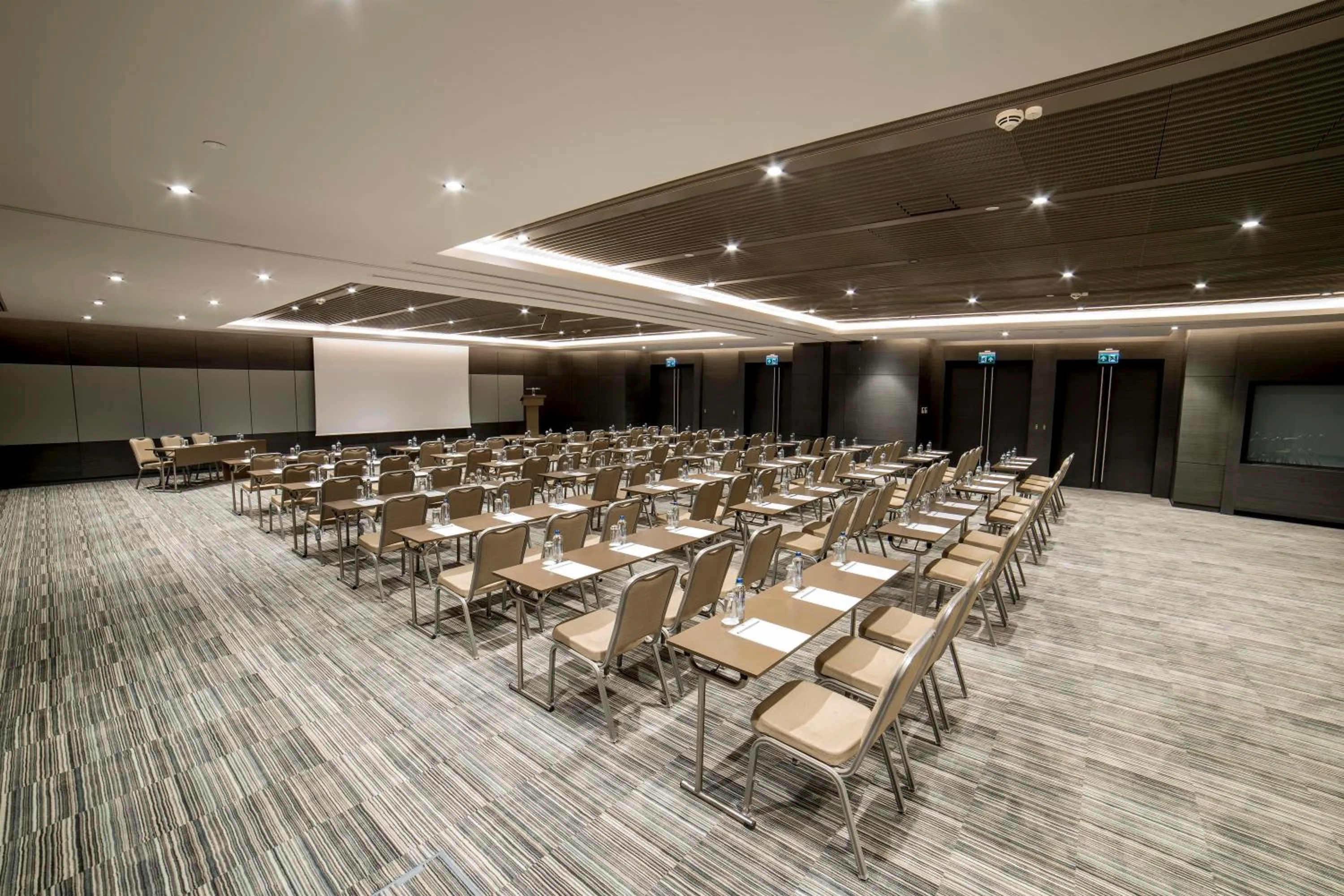 Banquet/Function facilities in Wish More Hotel Istanbul