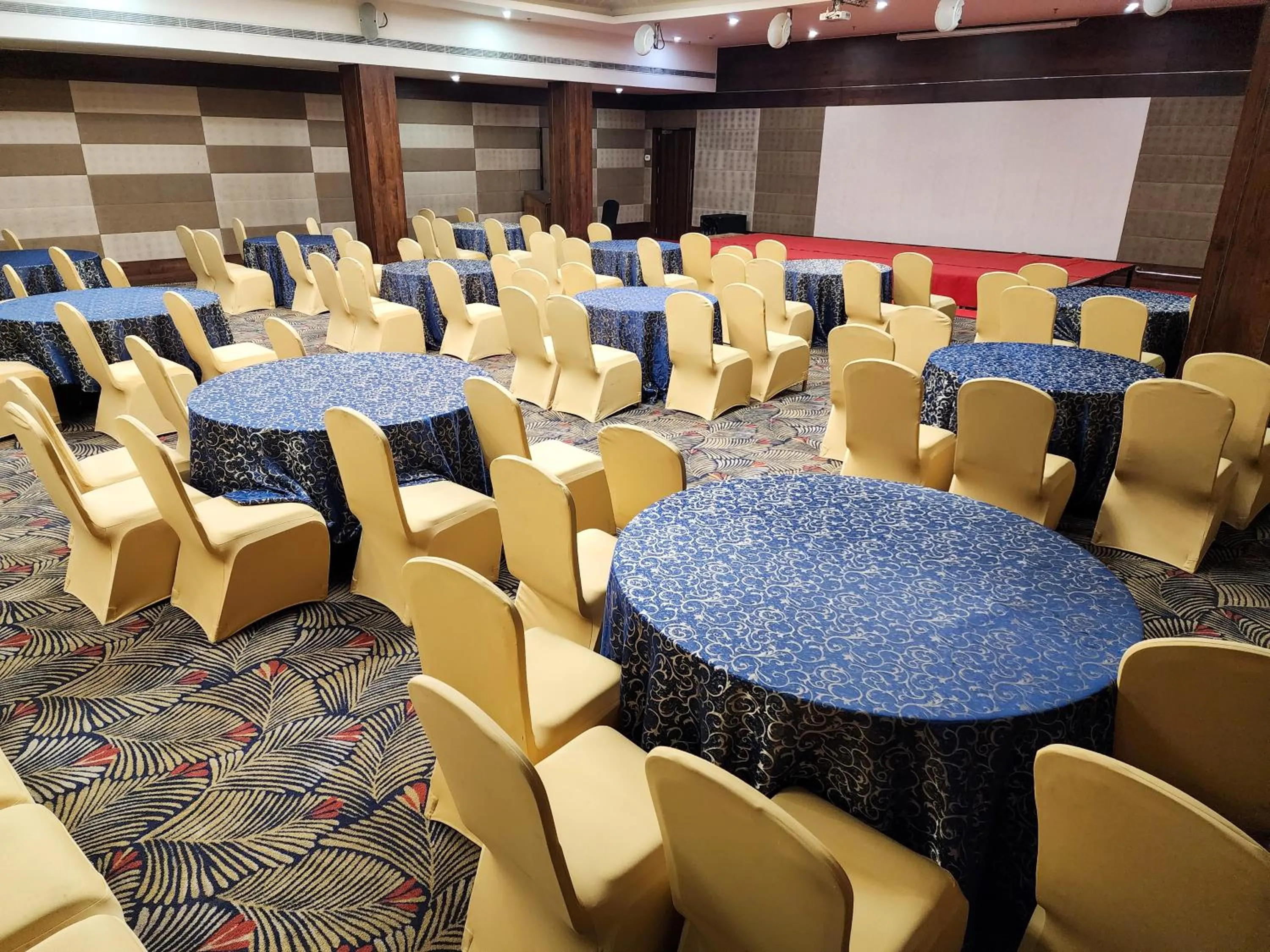 Banquet/Function facilities in Dimora Hotel Thiruvananthapuram