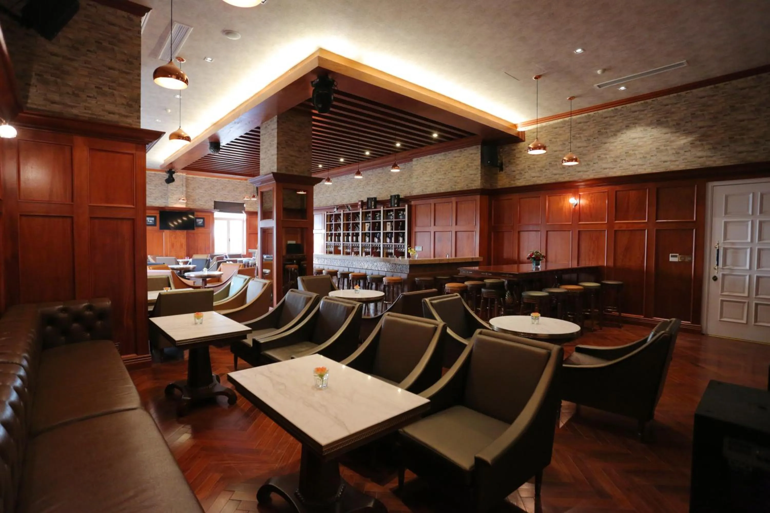 Lounge or bar in FLC Luxury Resort Vinh Phuc