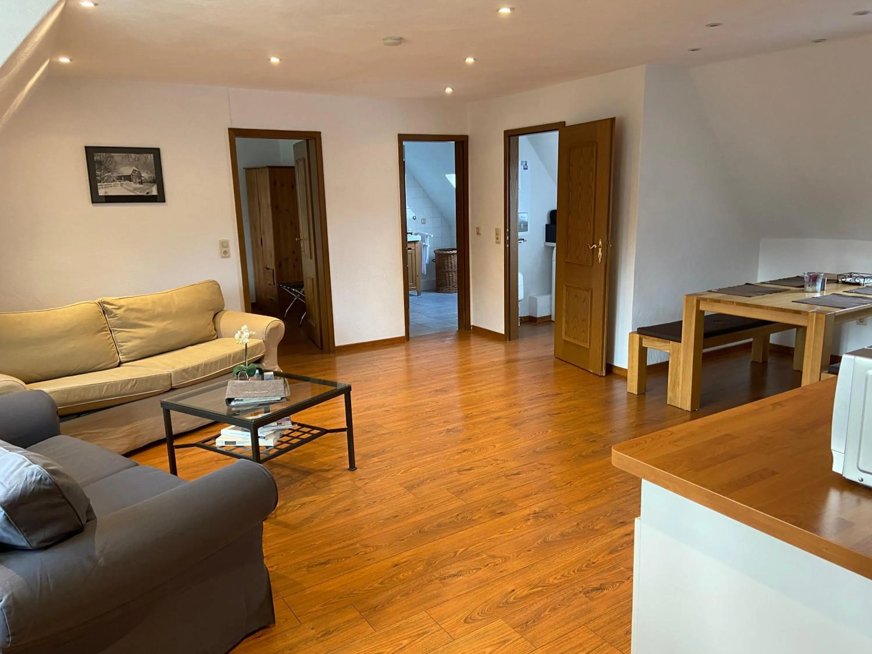 Seating area in Klosterschänke Hude Hotel Ferienwohnungen Restaurant Café