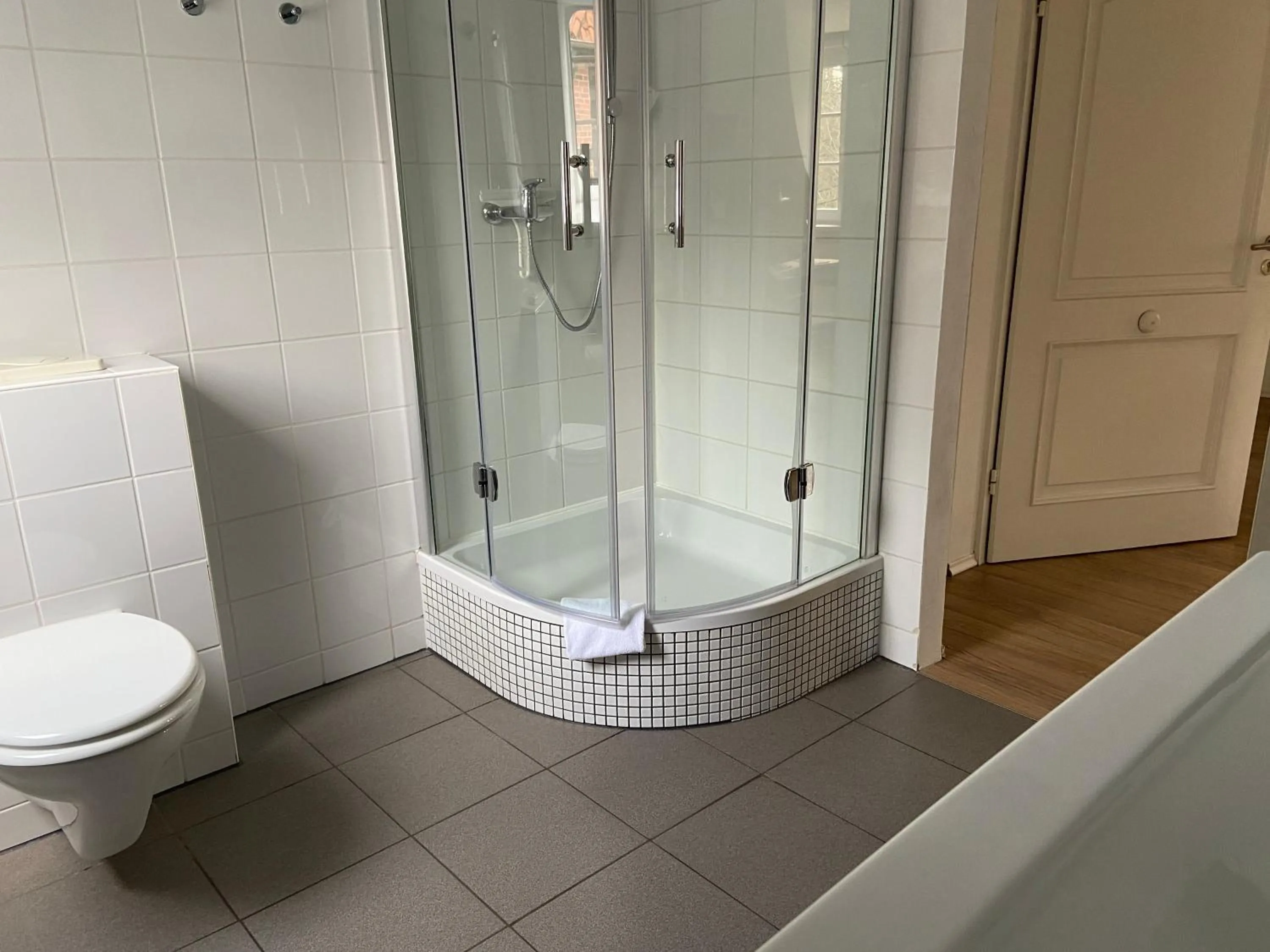 Bathroom in Klosterschänke Hude Hotel Ferienwohnungen Restaurant Café