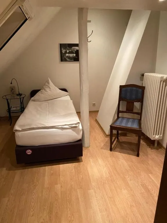 Photo of the whole room, Bed in Klosterschänke Hude Hotel Ferienwohnungen Restaurant Café