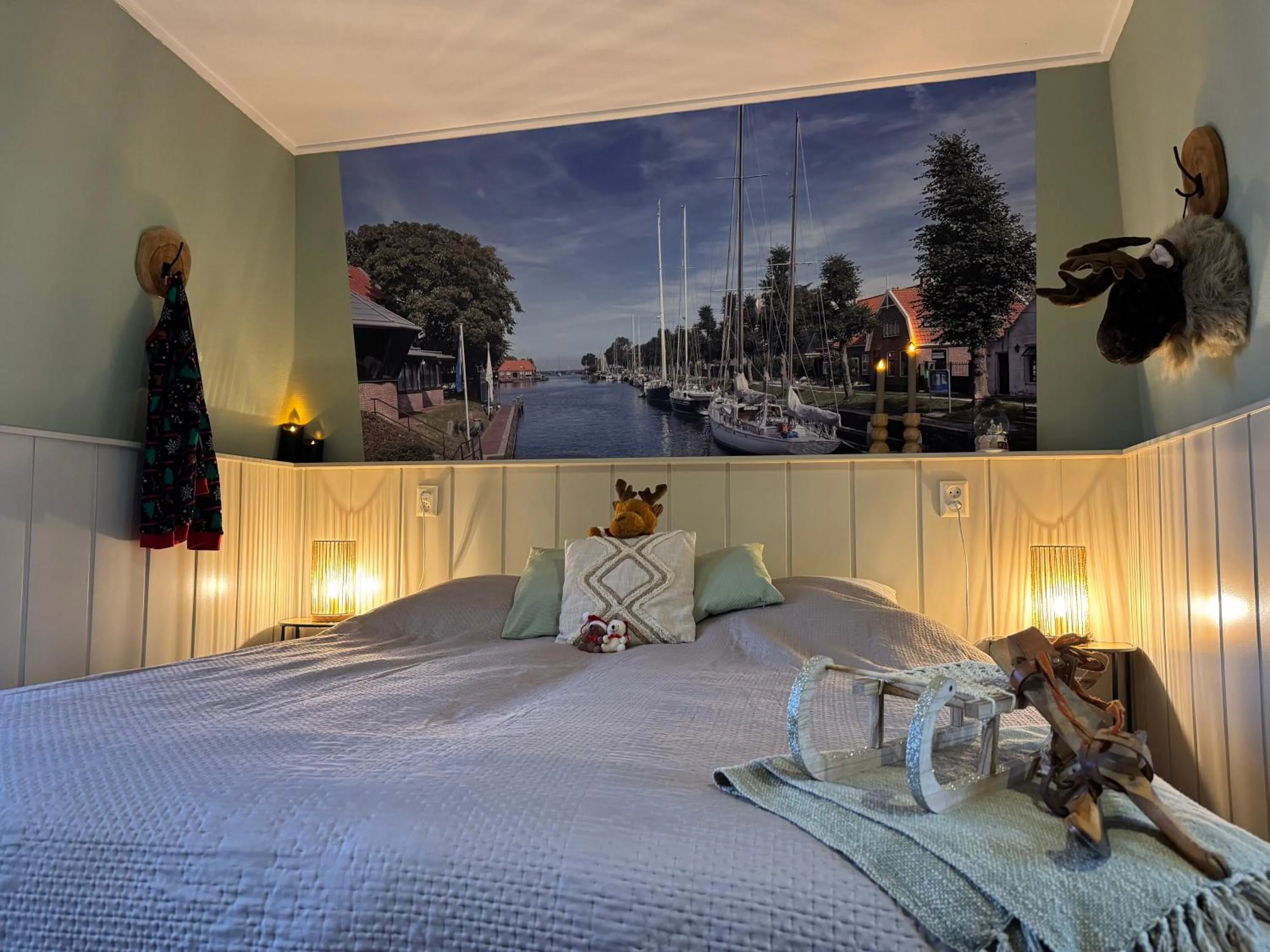Bed in Hotelhuisjes Medemblik
