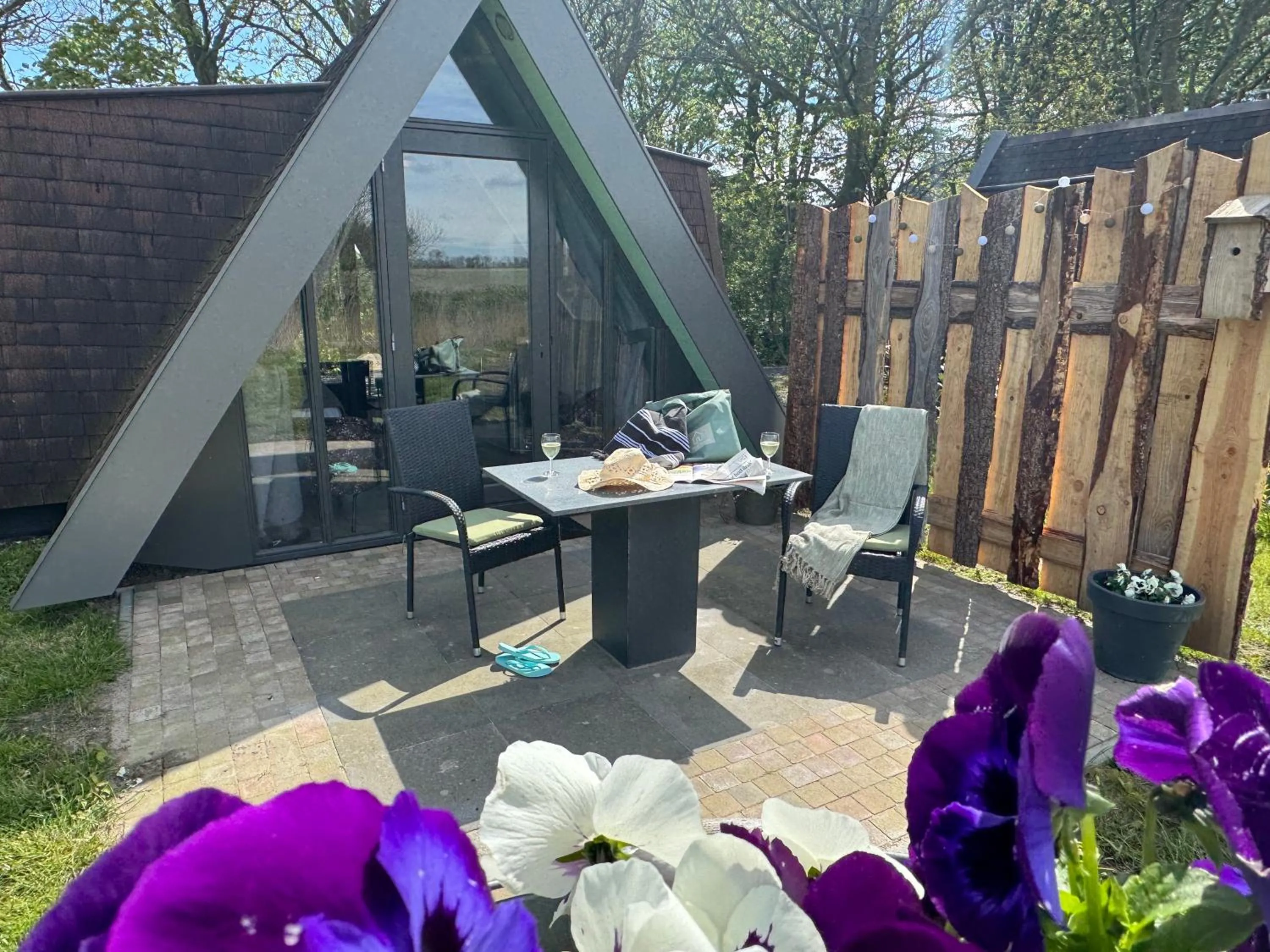 Garden in Hotelhuisjes Medemblik