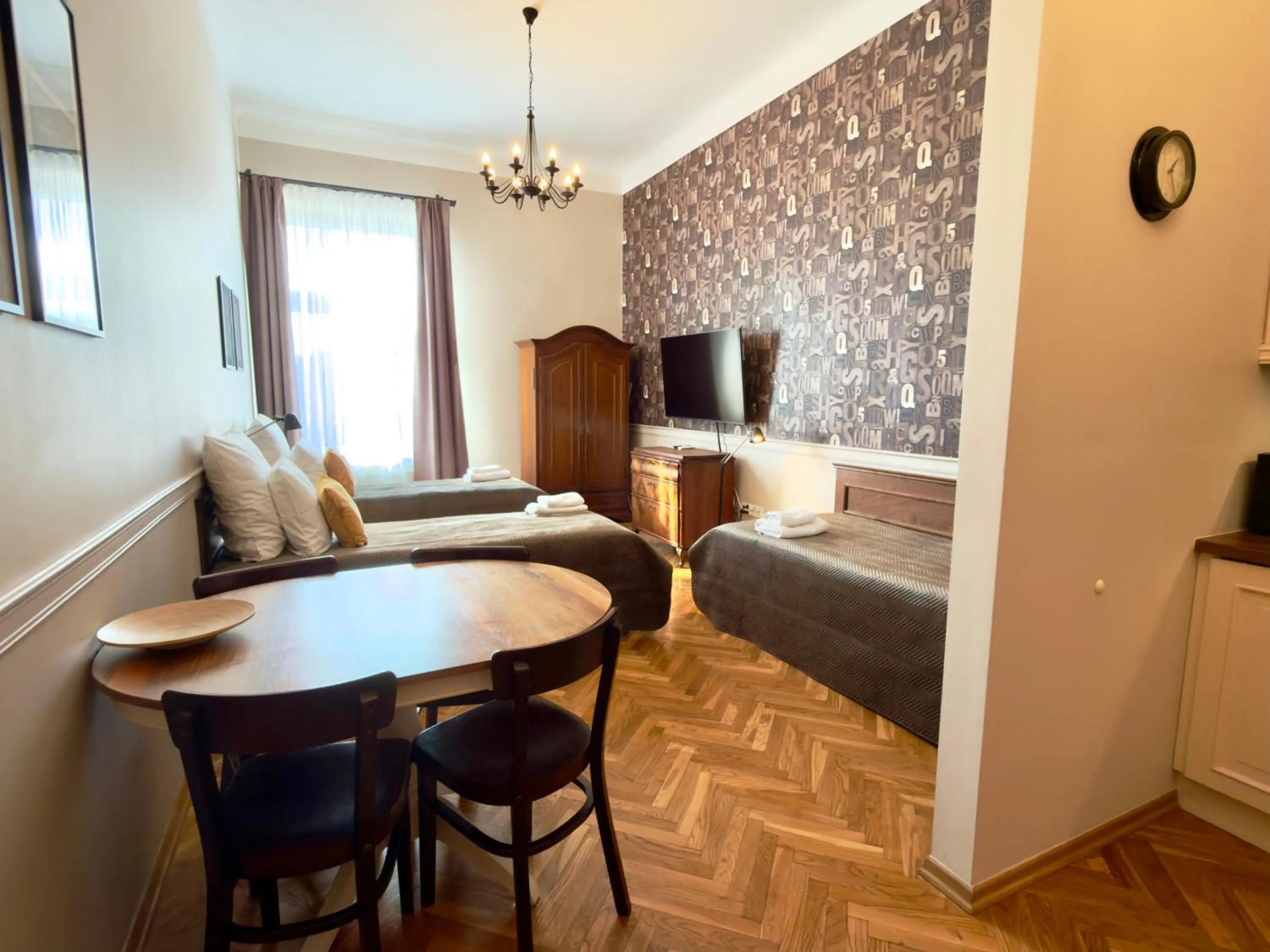 Bed in Scharffenberg Apartments Main Square